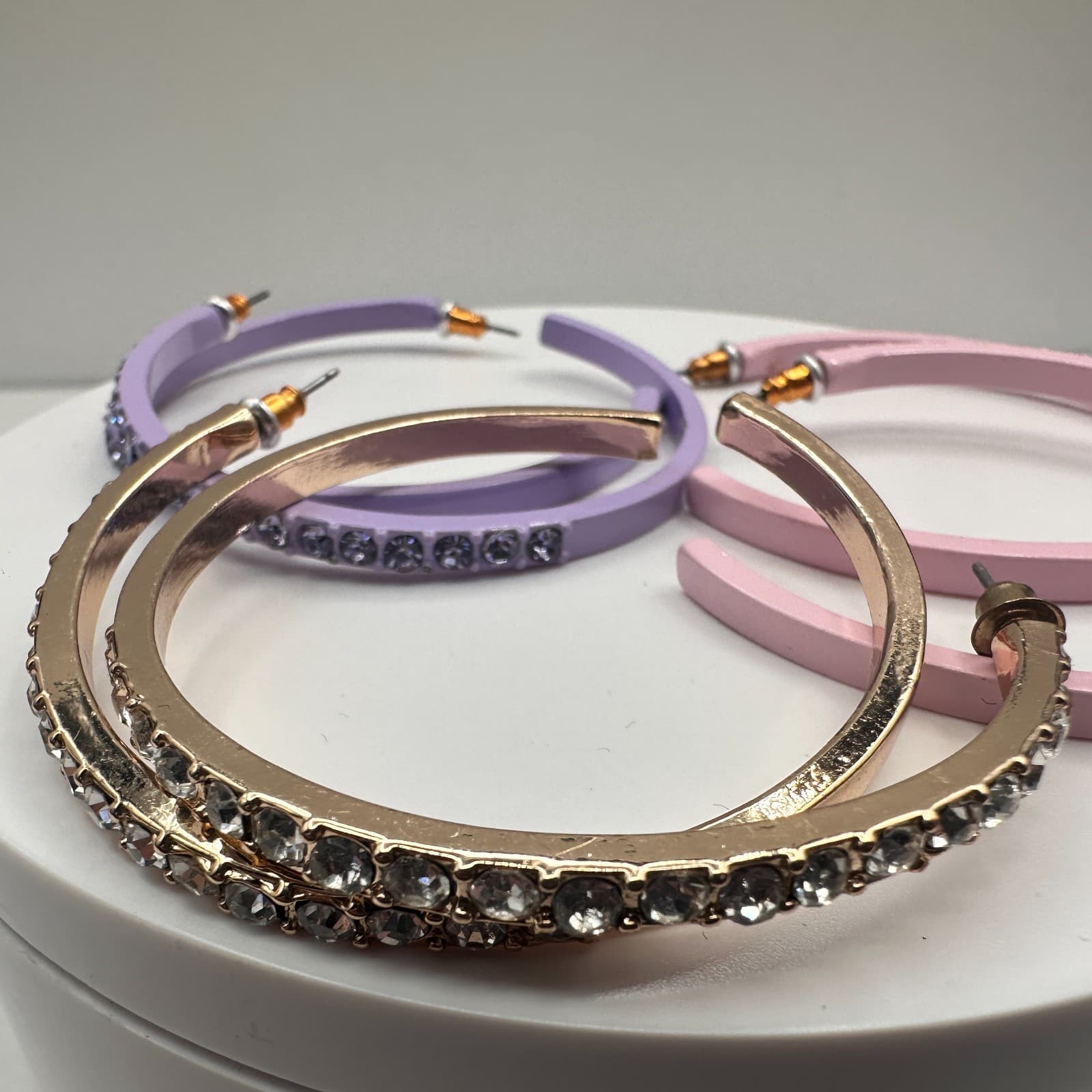 Vintage 90s Glass Multi-Color Hoop Earrings Set Women's Classic Fashion Jewelry - Thumbnail 3