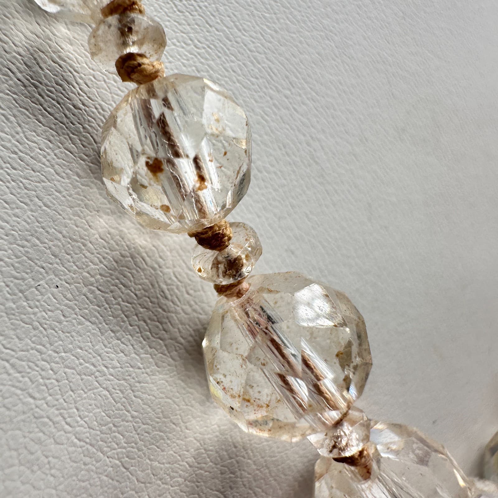 Vintage 90s Clear Faceted Crystal Beaded Necklace Women's Classic Jewelry - Thumbnail 5