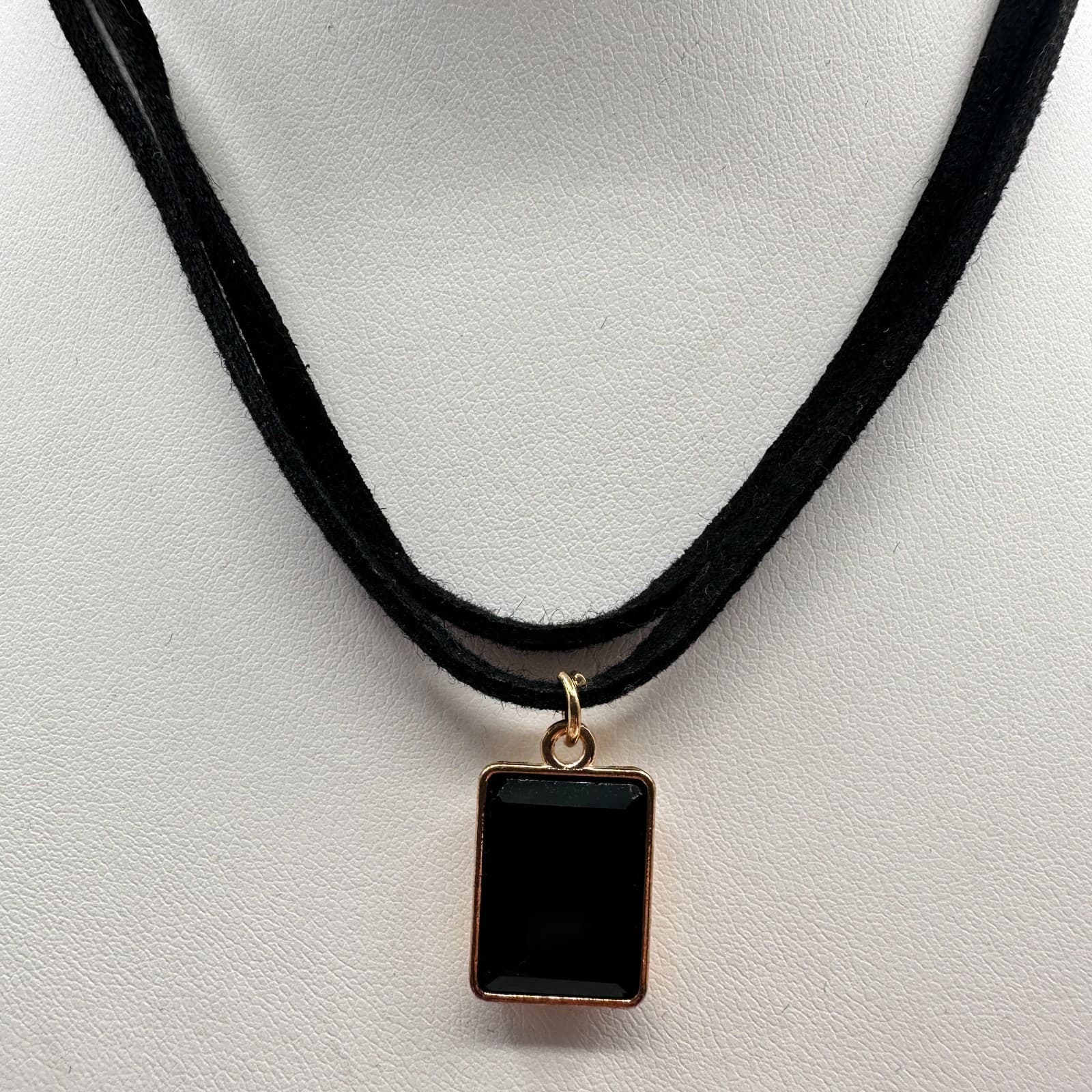 Vintage 90s Black Emerald Cut Onyx Glass Pendant Double Suede Cord Necklace - Thumbnail 6
