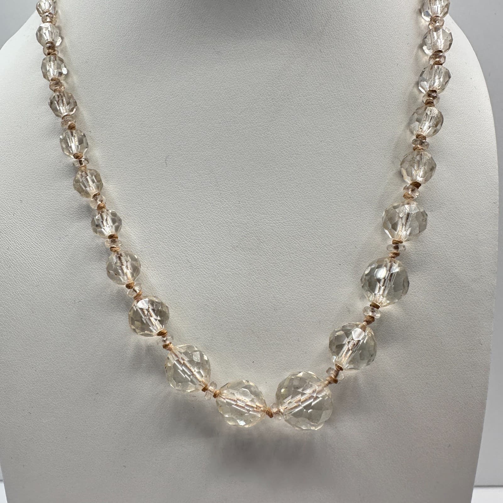 Vintage 90s Clear Faceted Crystal Beaded Necklace Women's Classic Jewelry - Thumbnail 7