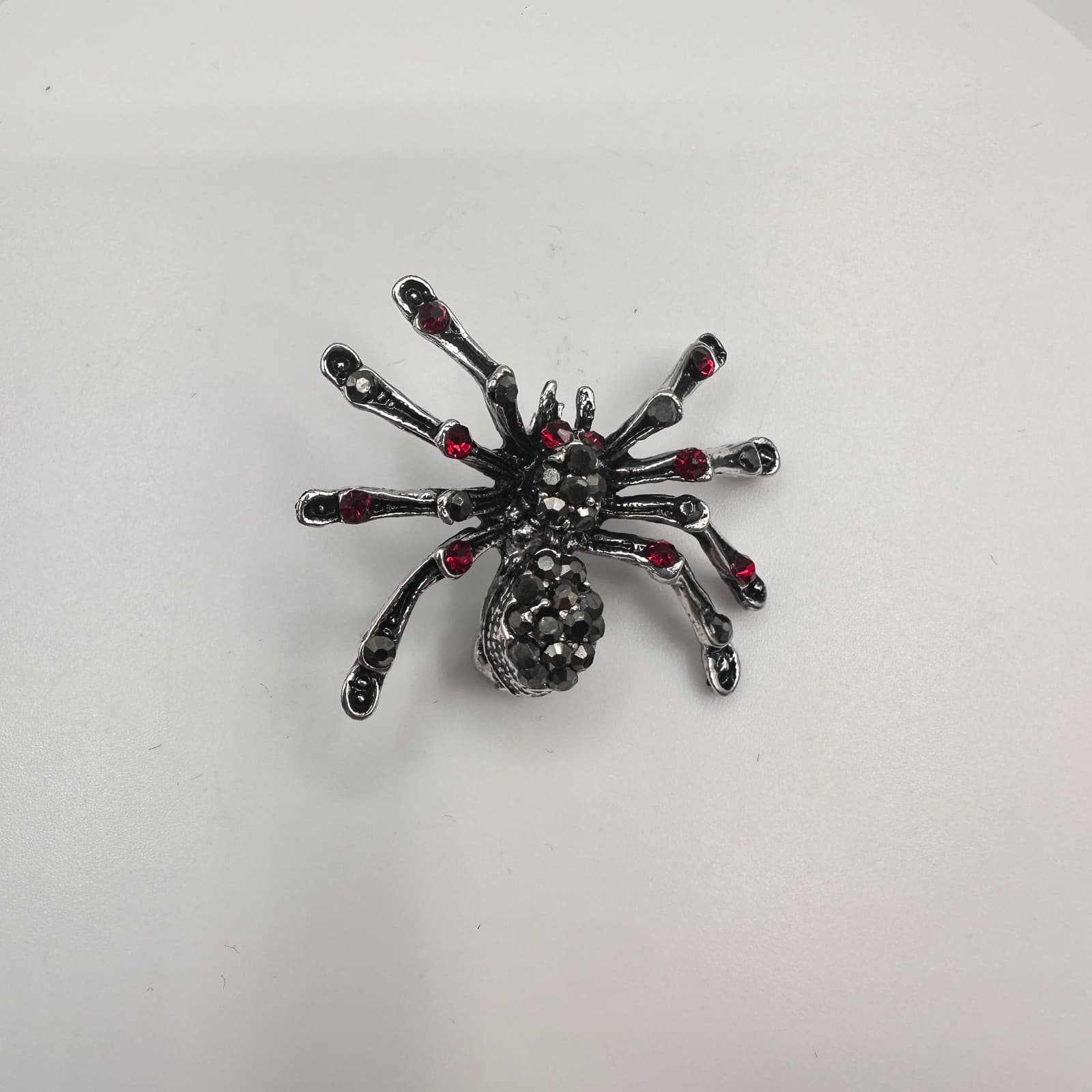 Vintage 90s Silver Tone Red Black Rhinestone Spider Brooch Pin Halloween Goth - Thumbnail 2