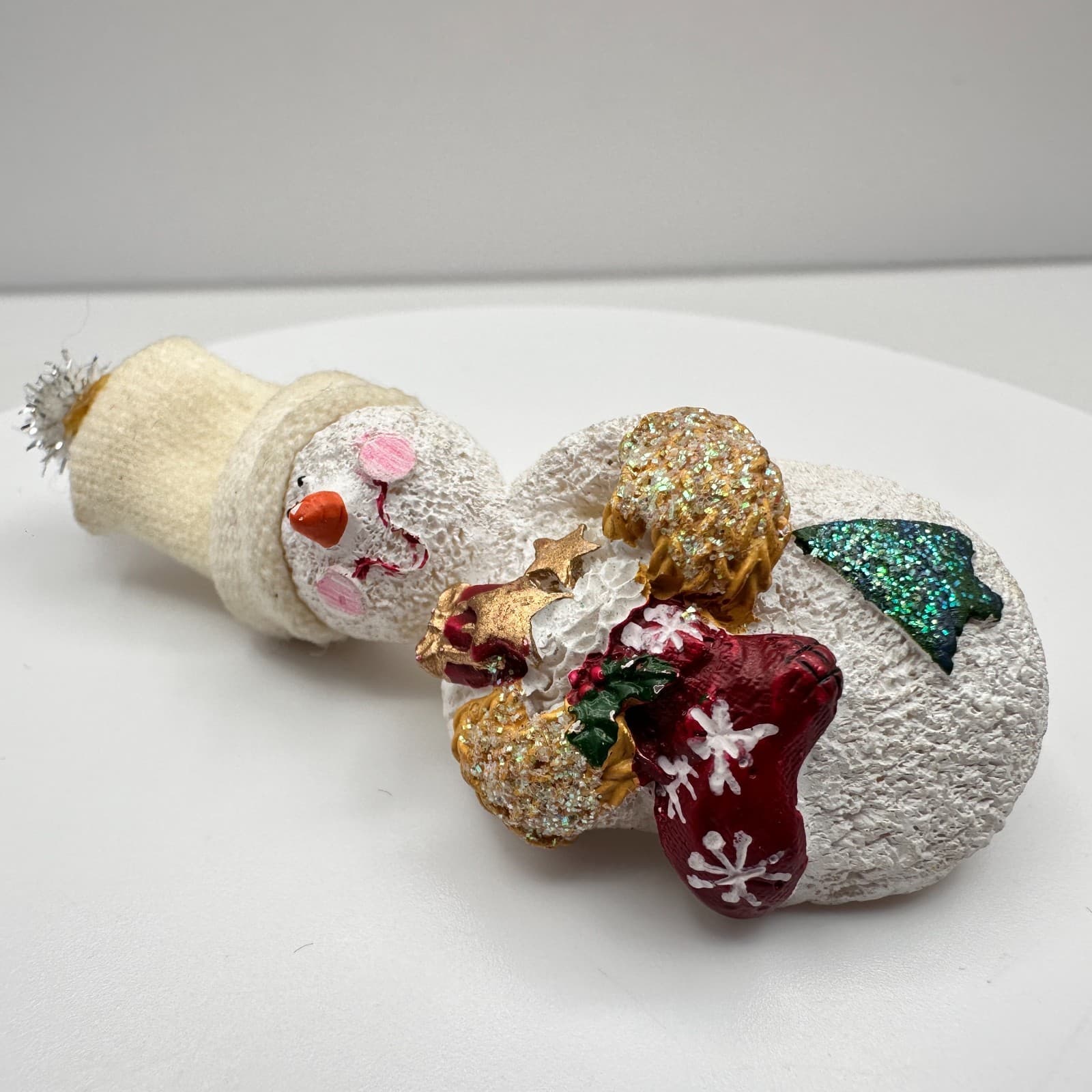 Vintage 90s Snowman Holiday Brooch Pin Glitter Resin Fabric Classic Jewelry - Thumbnail 4