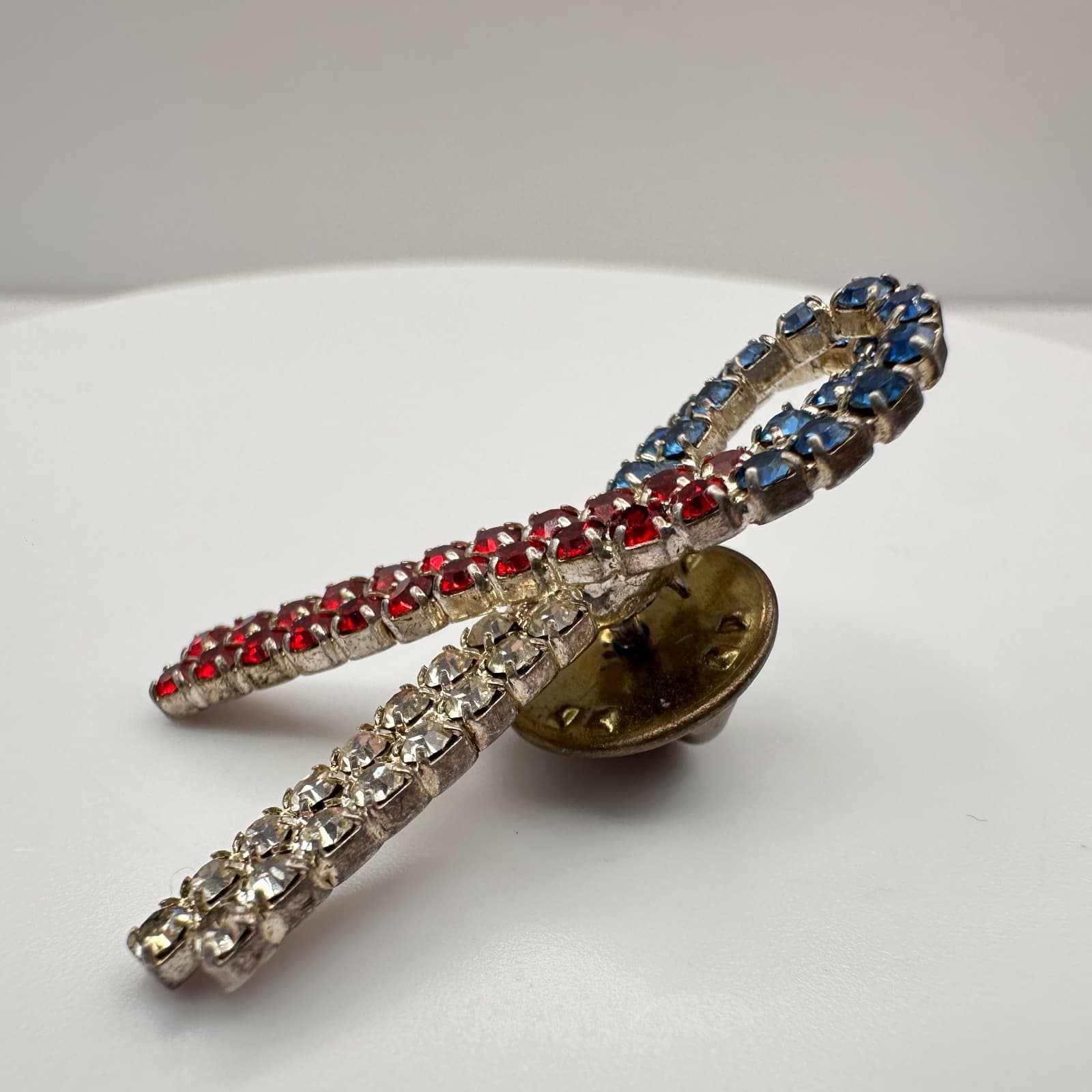 Vintage 90s Awareness Ribbon Lapel Pin Glass Rhinestone Women's Fashion Jewelry - Thumbnail 3