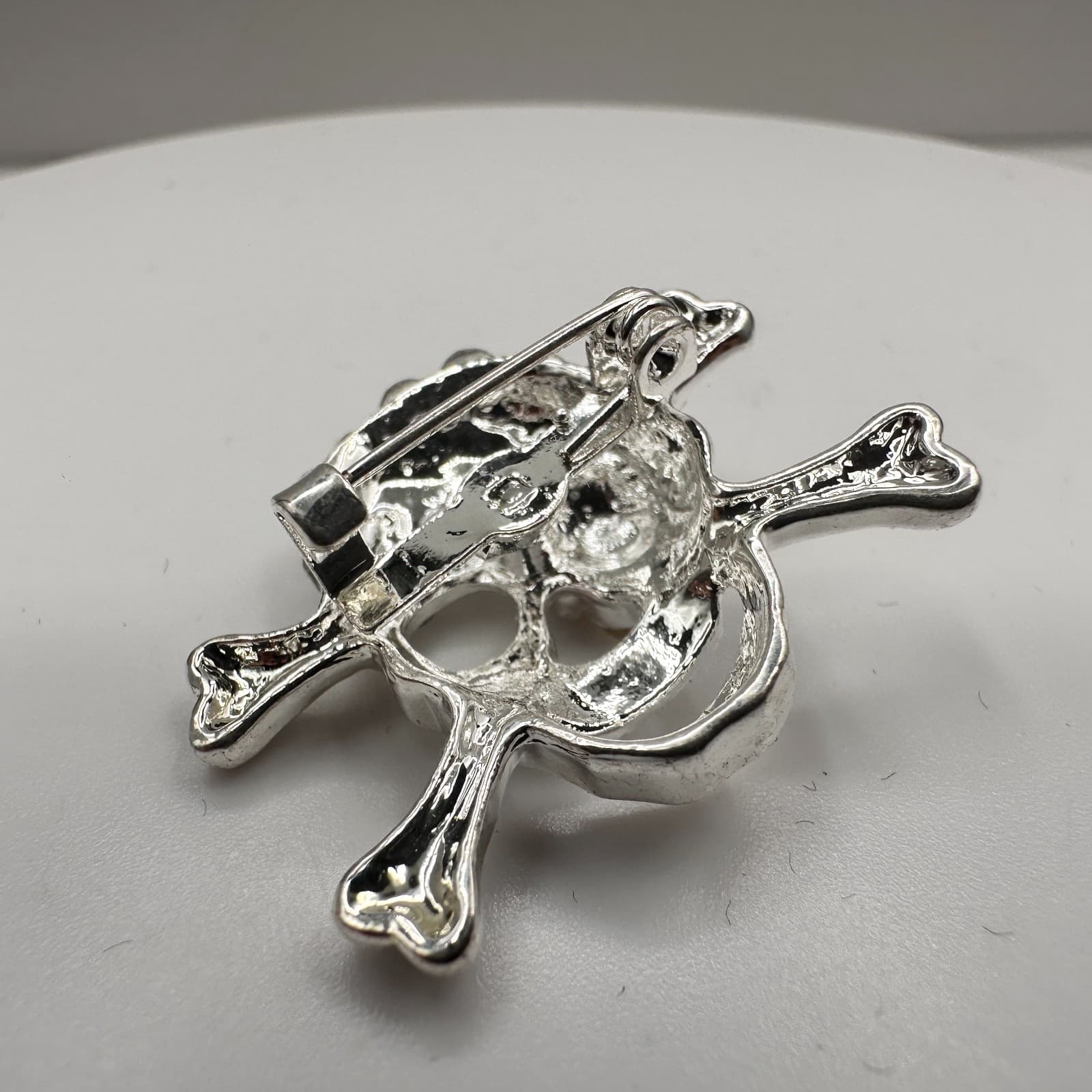 Vintage 90s Skull & Crossbones Brooch Set Gold & Silver Tone Glass Rhinestone - Thumbnail 10