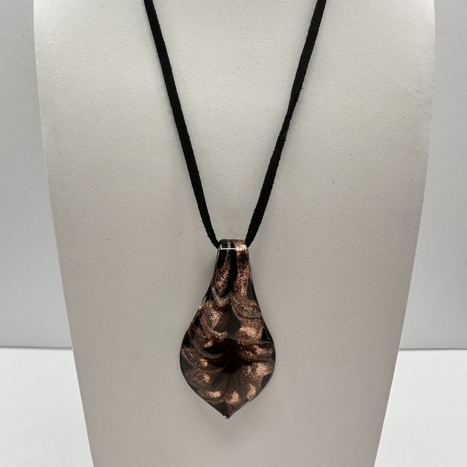 Vintage 90s Murano Style Art Glass Pendant Necklace Gold Tone Fleck Black Cord - Thumbnail 2