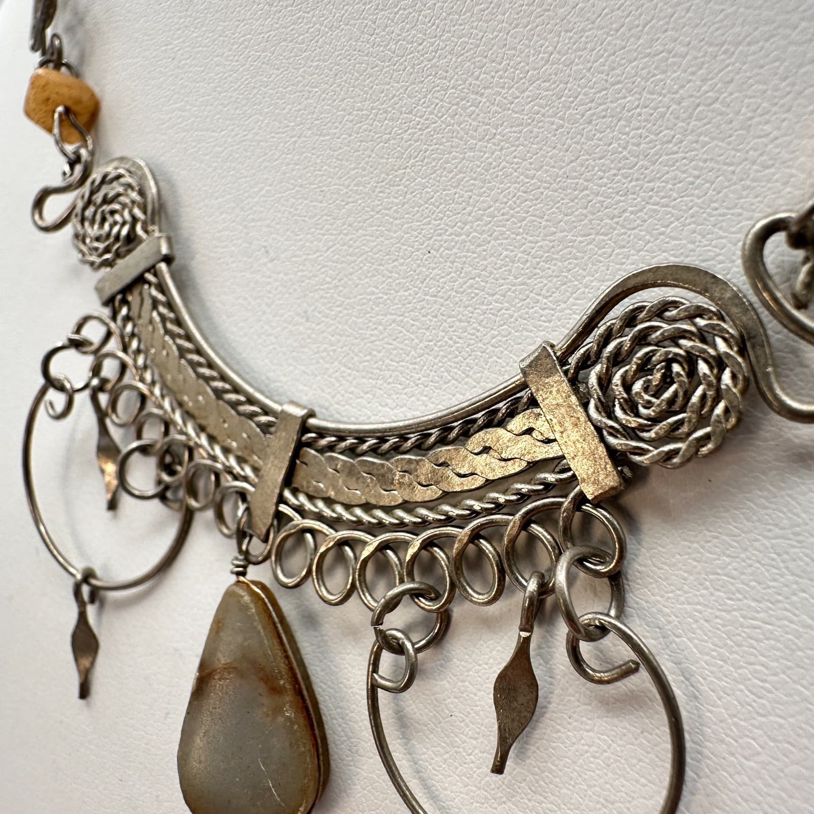 Vintage 90s Silver Tone bib Necklace Natural Stone Agate Teardrop Dangle Boho - Thumbnail 7