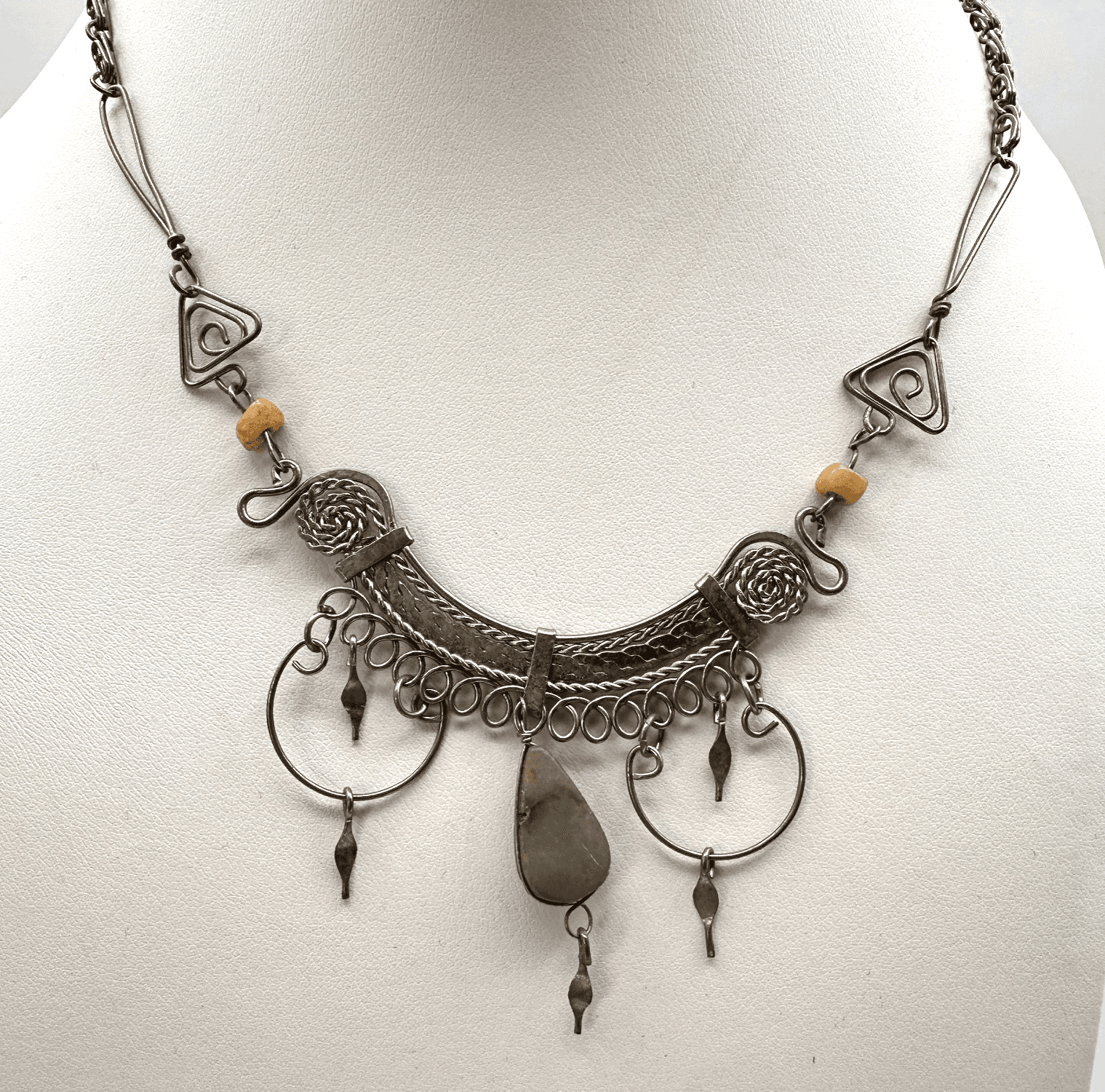 Vintage 90s Silver Tone bib Necklace Natural Stone Agate Teardrop Dangle Boho - Image 1