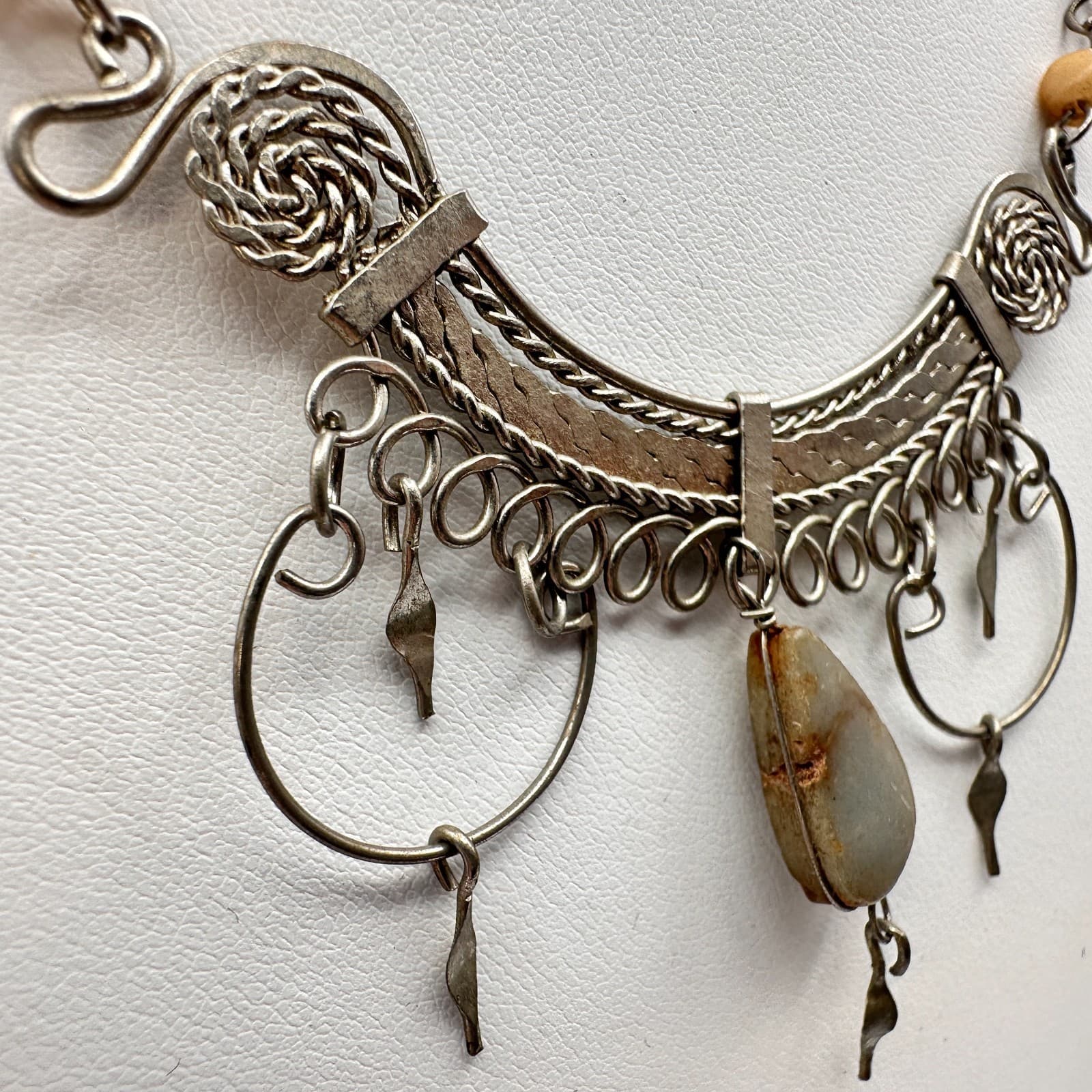 Vintage 90s Silver Tone bib Necklace Natural Stone Agate Teardrop Dangle Boho - Thumbnail 5