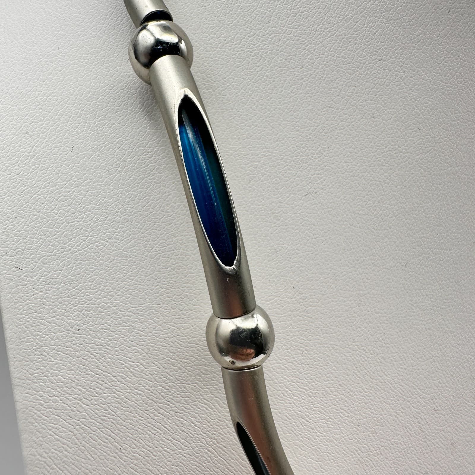 Vintage 90s Silver Tone Whale Tail Pendant Necklace Women's Classic Jewelry - Thumbnail 2