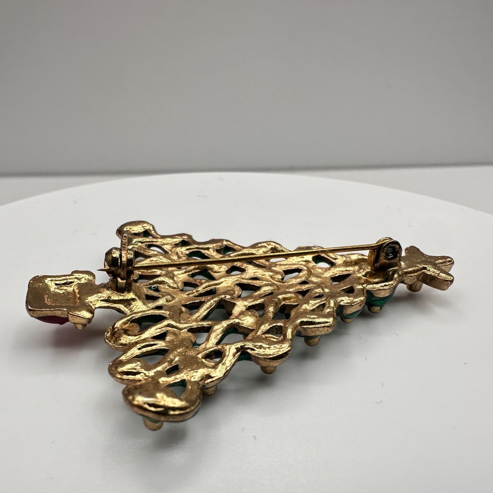 Vintage 90s Y2K Christmas Tree Brooch Pin Green Enamel Gold Tone Classic Jewelry - Thumbnail 6