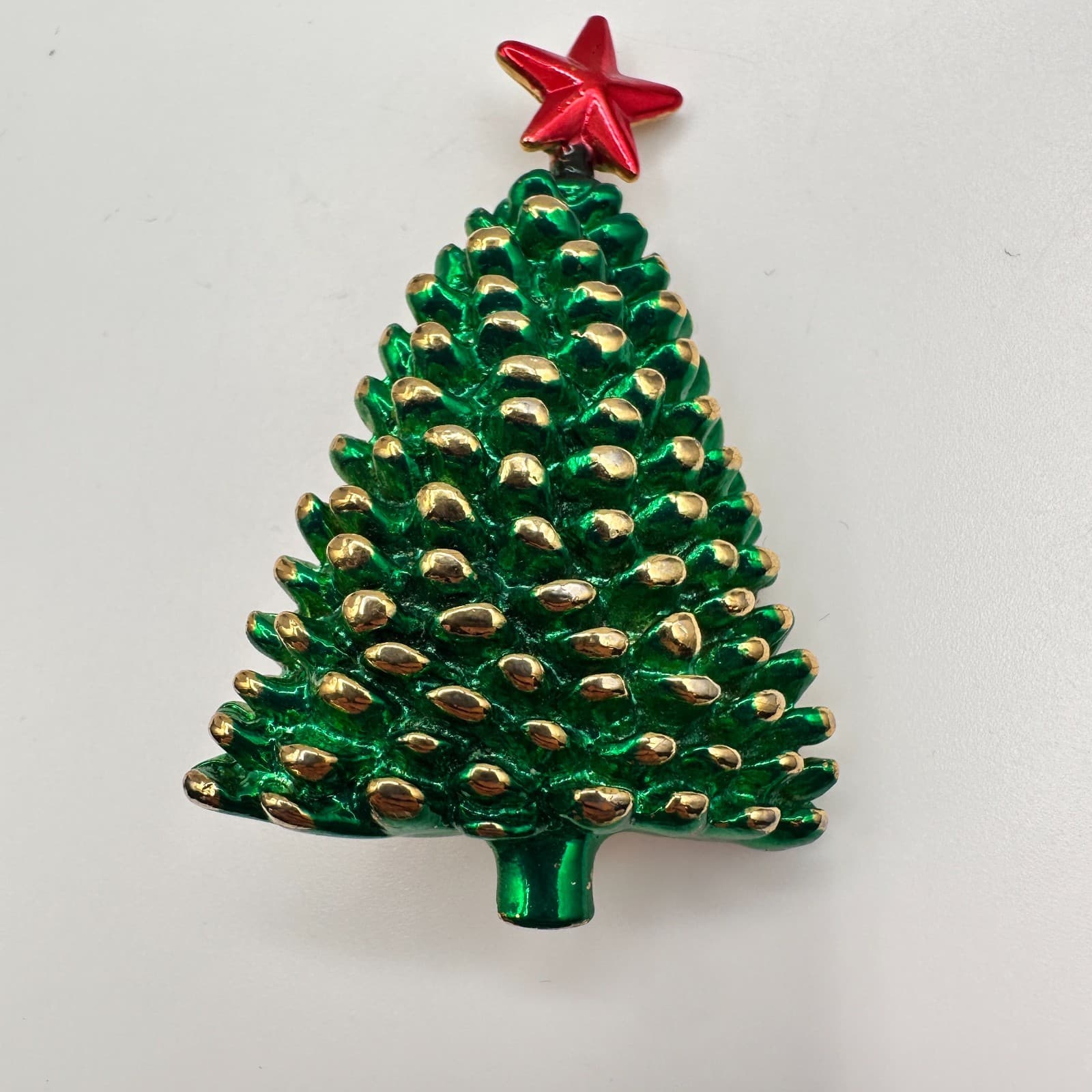 Vintage 90s Christmas Tree Brooch Pin Retro Gold Tone Classic Fashion Jewelry - Image 1