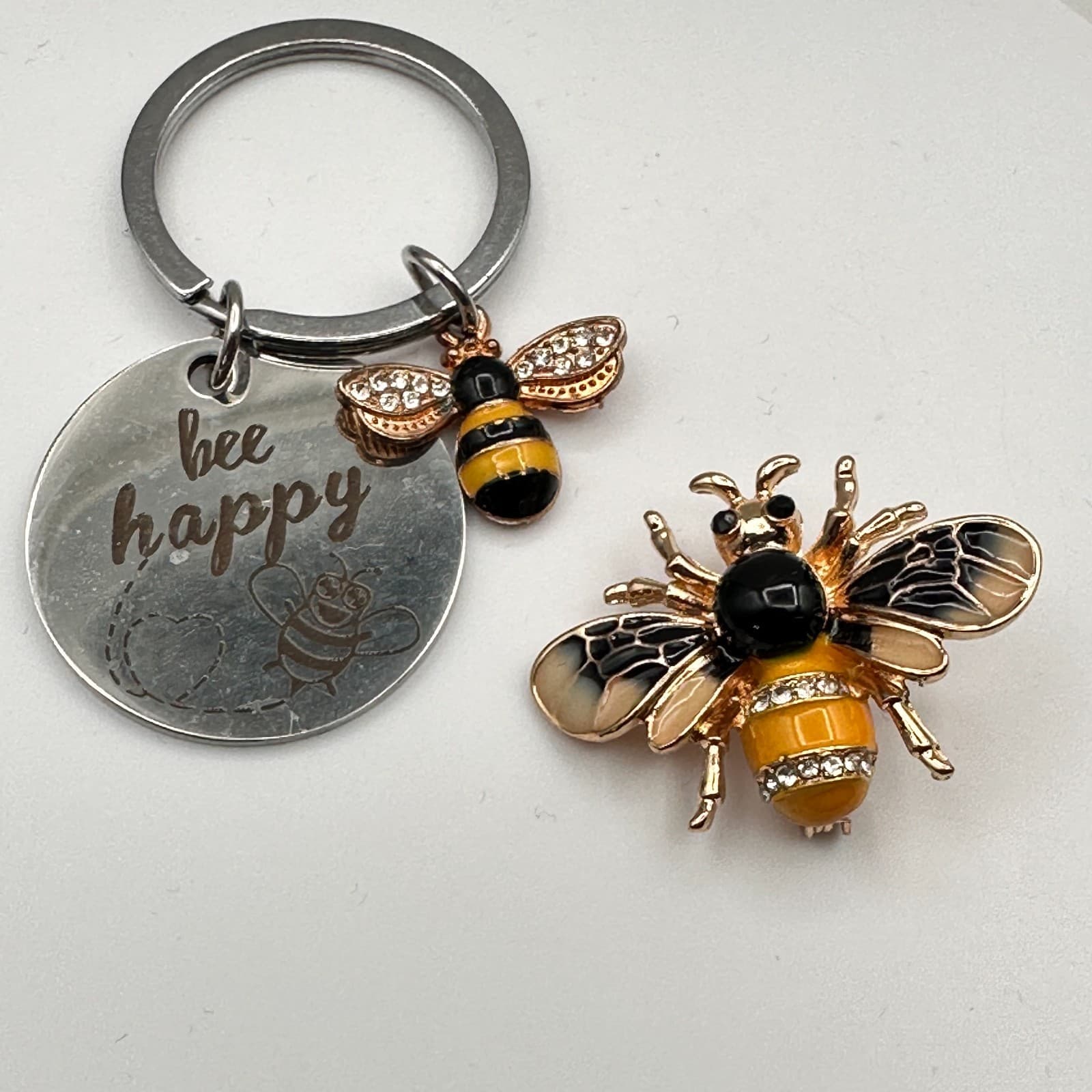 Vintage 90s Bee Happy Keychain & Bee Brooch Pin Set Women's Classic Jewelry - Thumbnail 2