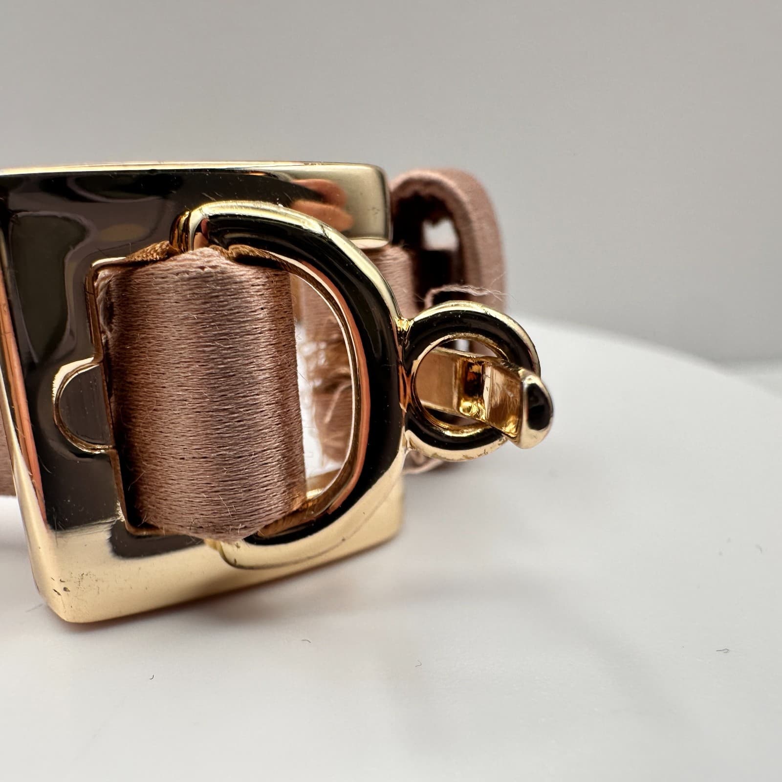 Vintage 90s Max Mara Gold Tone Bracelet Women's Classic Jewelry Made in Italy - Thumbnail 5