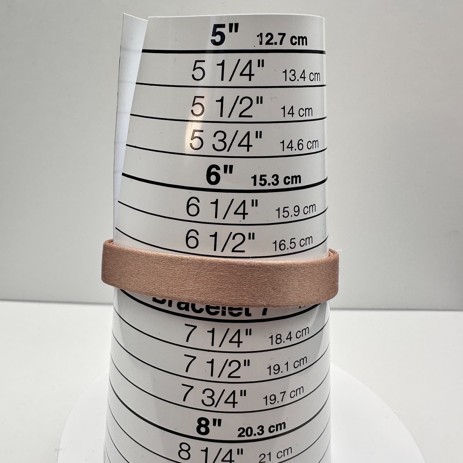 Vintage 90s Max Mara Gold Tone Bracelet Women's Classic Jewelry Made in Italy - Thumbnail 10