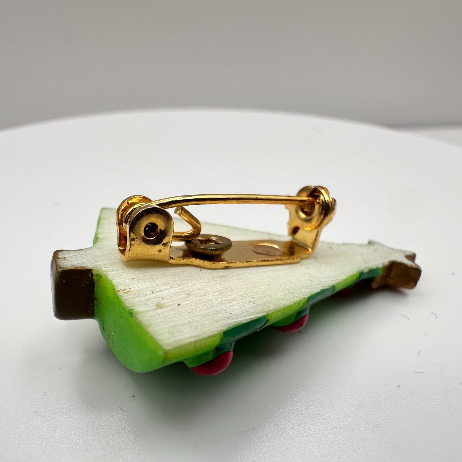 Vintage 80s Christmas Tree Brooch Pin Gold Tone Holiday Classic Fashion Jewelry - Thumbnail 7