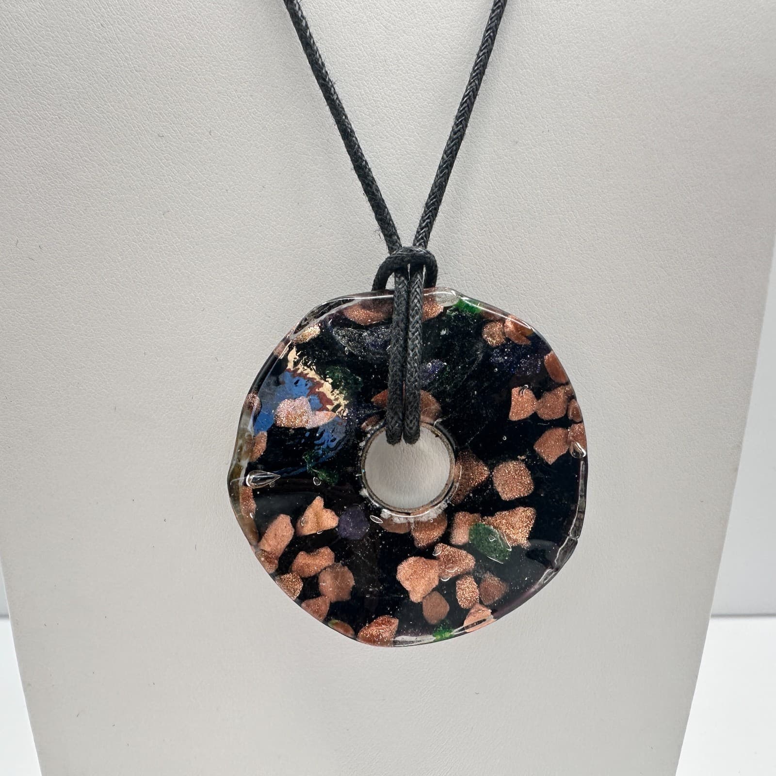 Vintage 90s Black Cord Doughnut Pendant Necklace Women's Classic Fashion Jewelry - Image 1