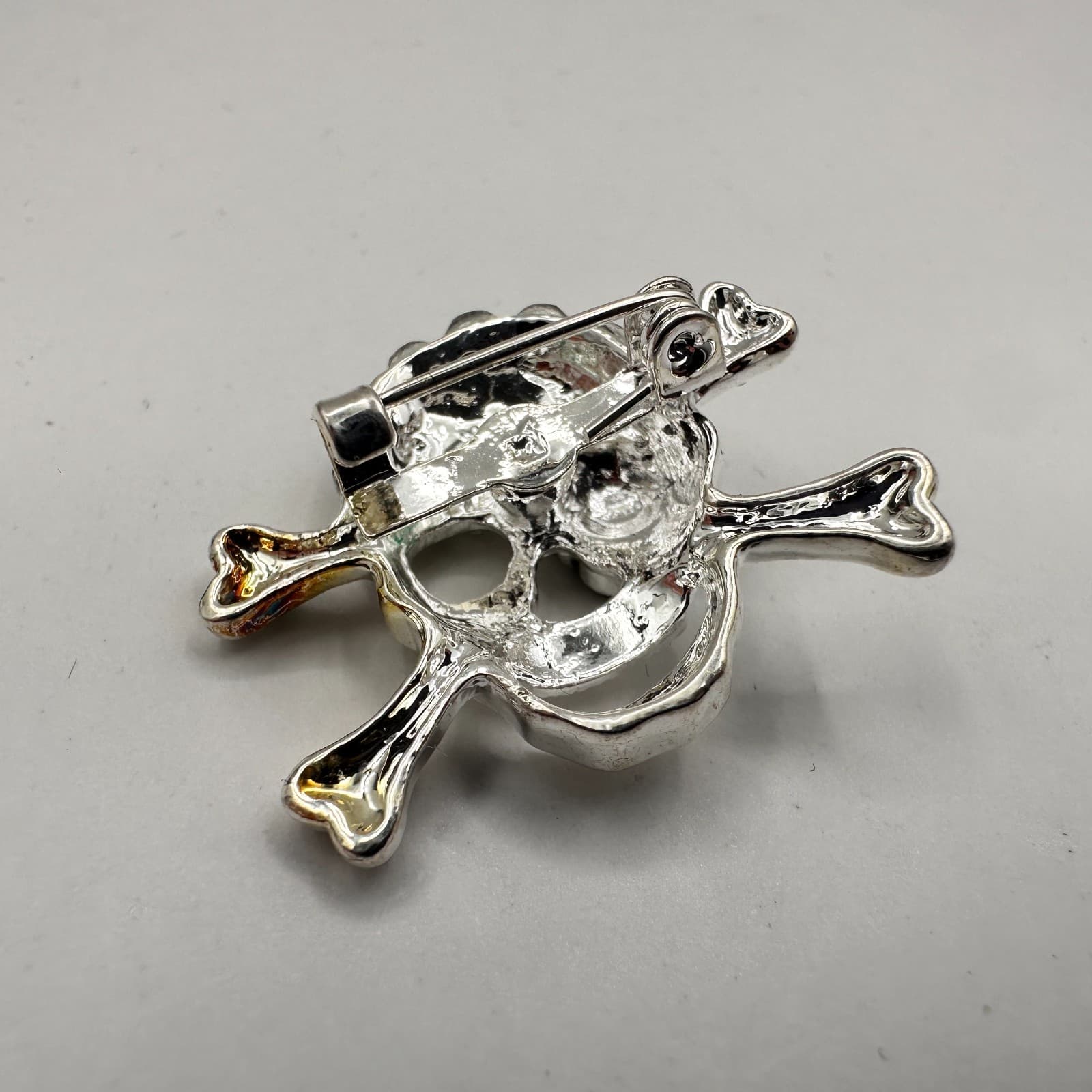 Vintage 90s Silver Tone Skull Brooch Pin Set Rhinestone Classic Fashion Jewelry - Thumbnail 8