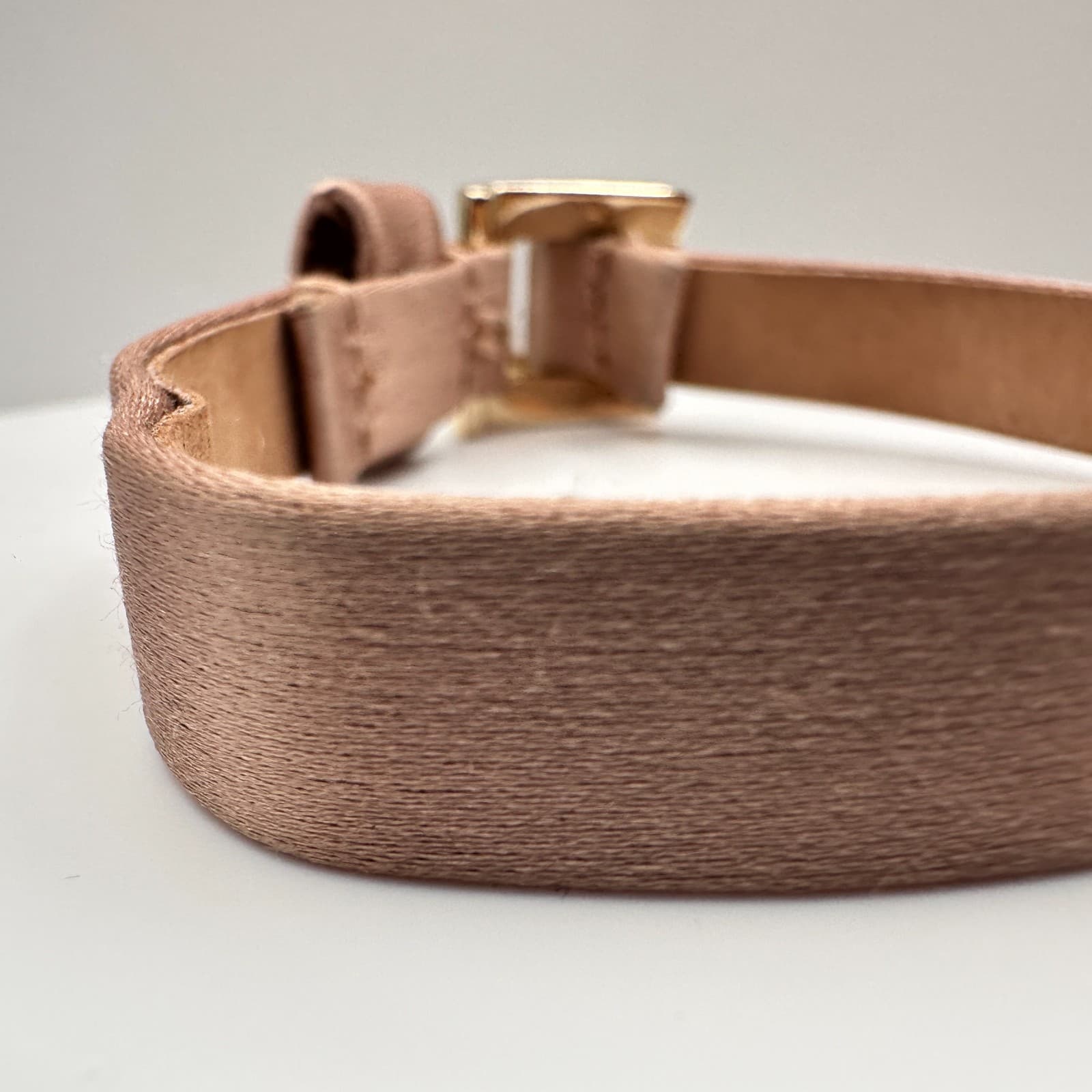 Vintage 90s Max Mara Gold Tone Bracelet Women's Classic Jewelry Made in Italy - Thumbnail 3