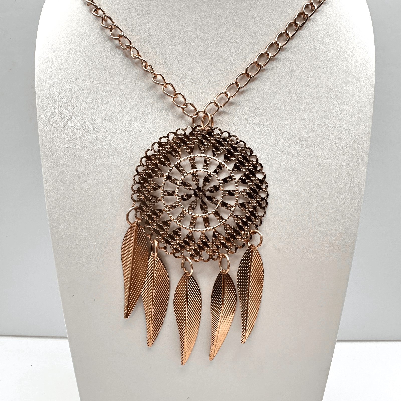 Vintage 90s Dreamcatcher Feather Pendant Necklace Gold Tone Boho Fashion Jewelry - Image 1