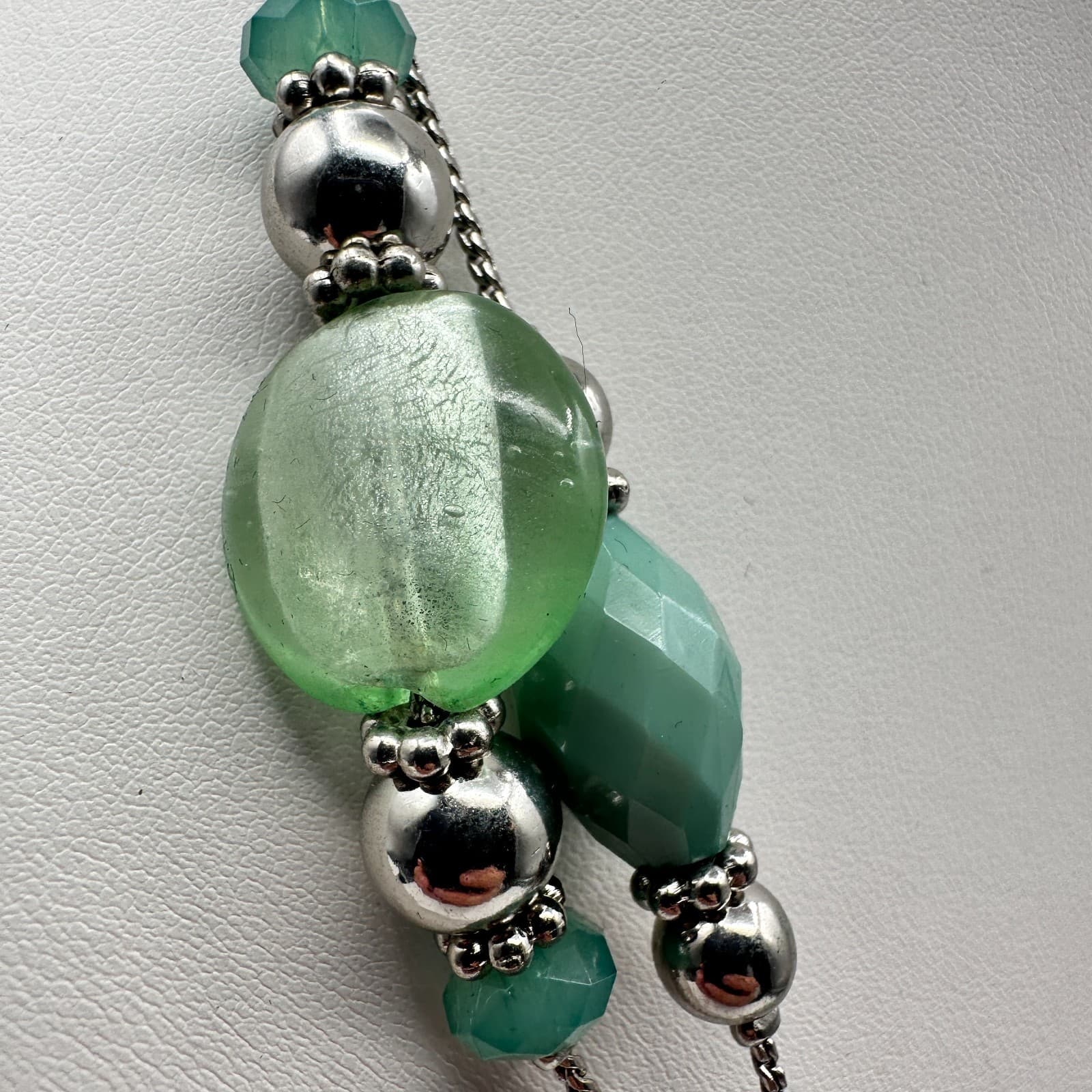 Vintage 90s Green Silver Tone Strands Beaded Necklace Statement Fashion Jewelry - Thumbnail 5