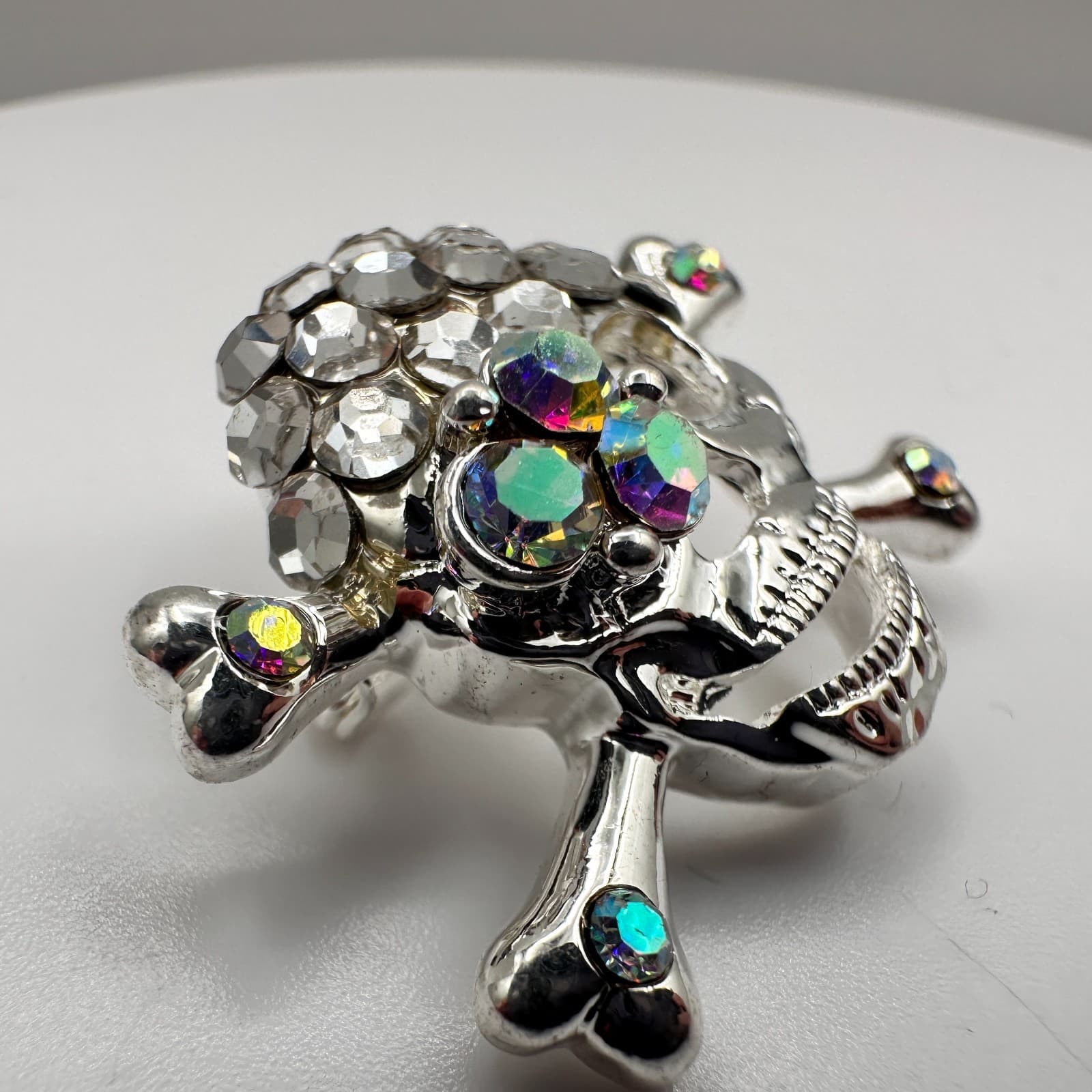 Vintage 90s Skull & Crossbones Gold Silver Rhinestone Charm Brooch Pin Jewelry - Thumbnail 7