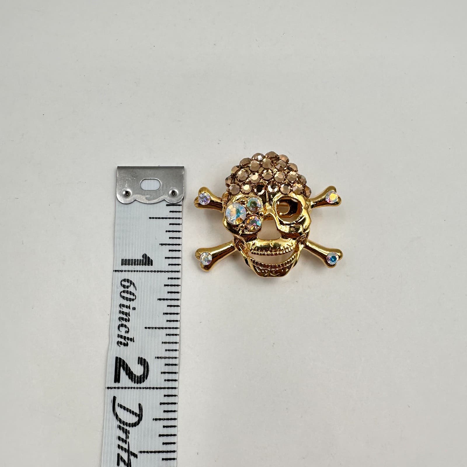 Vintage 90s Skull & Crossbones Gold Silver Rhinestone Charm Brooch Pin Jewelry - Thumbnail 9