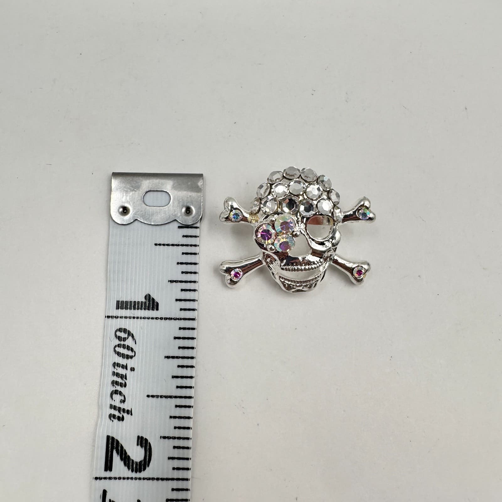 Vintage 90s Skull & Crossbones Gold Silver Rhinestone Charm Brooch Pin Jewelry - Thumbnail 10