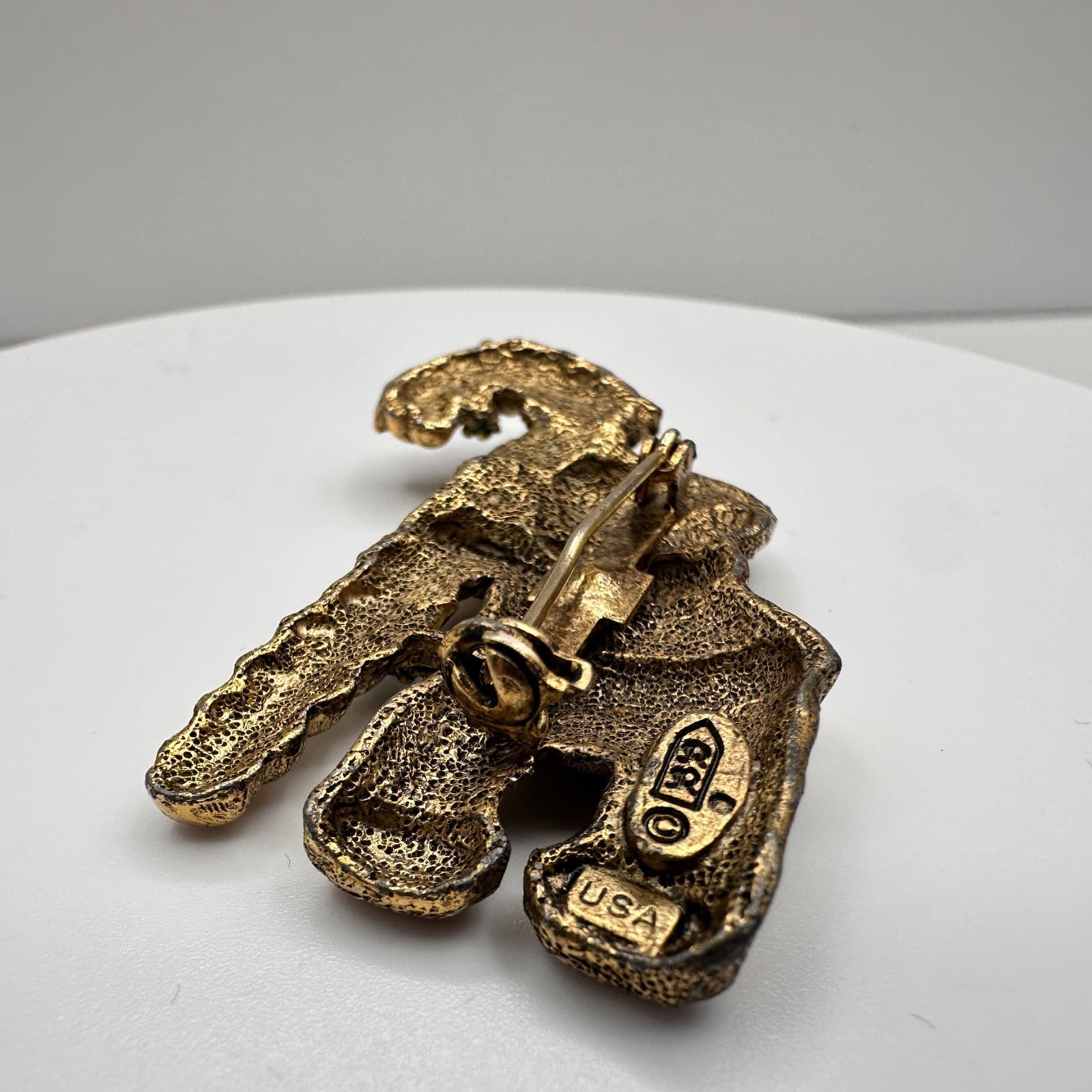 Vintage 90s Christmas Teddy Bear Brooch Pin Gold Tone Enamel Classic Jewelry - Thumbnail 5