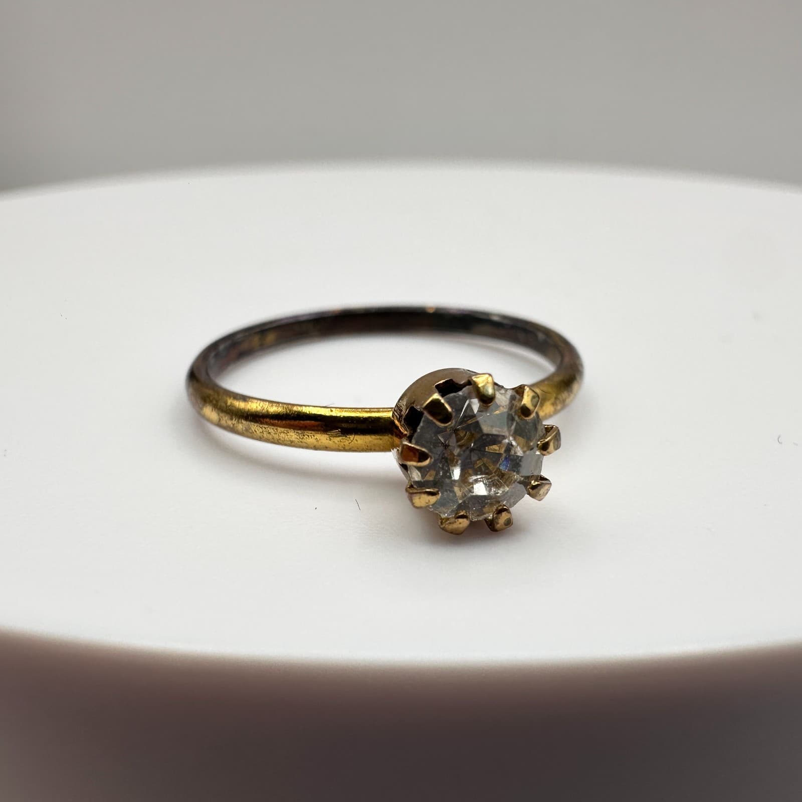 Vintage 80s Gold Tone Oval Clear Stone Solitaire Engagement Ring Band Jewelry - Thumbnail 5