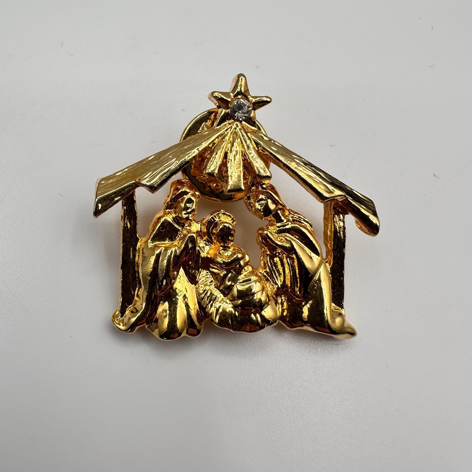 Vintage 90s Gold Tone Nativity Scene Christmas Brooches Pin Clear Glass Jewelry - Image 1