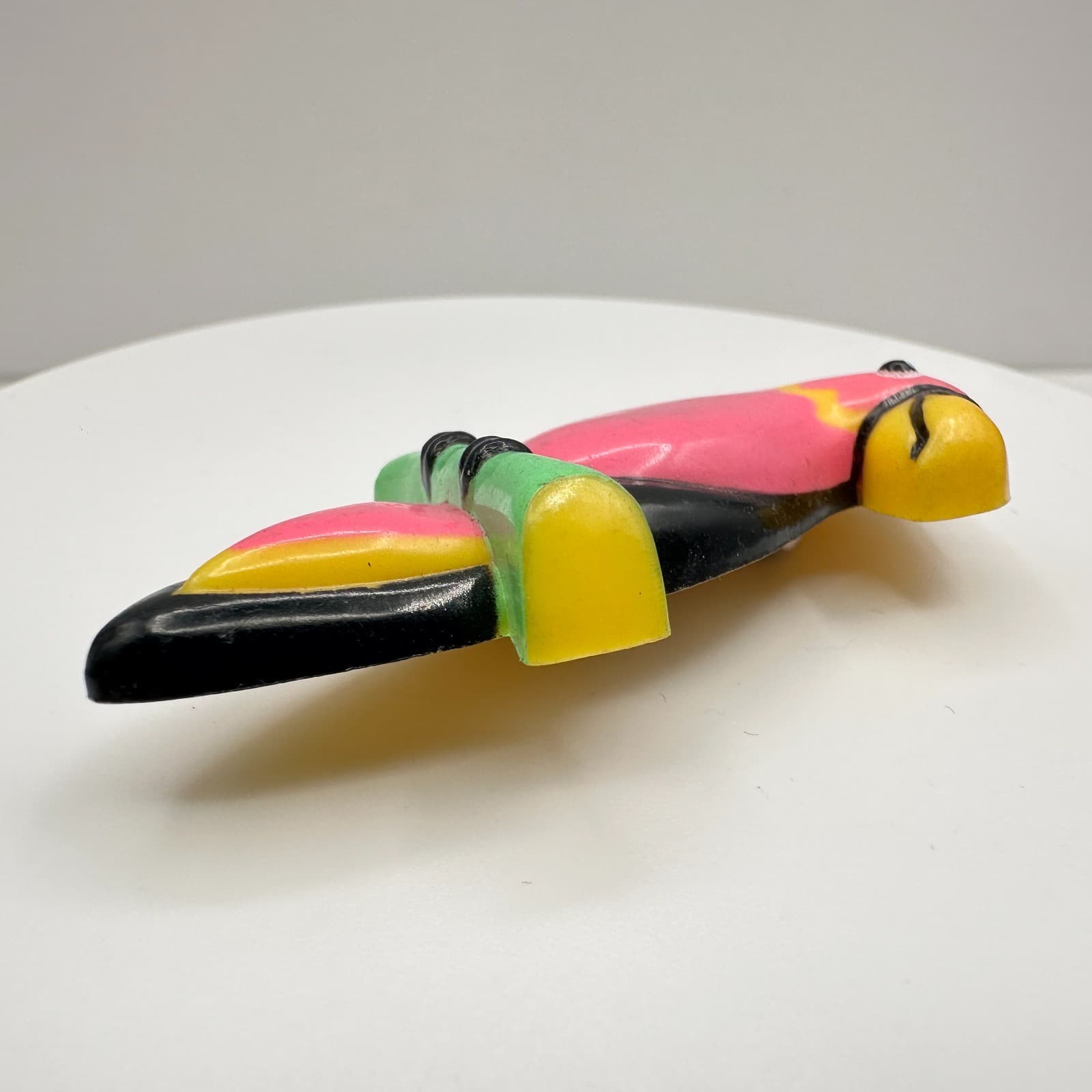 Vintage 80s Neon Pink Parrot Plastic Wood Brooch Pin Yellow Green Bird Jewelry - Thumbnail 4
