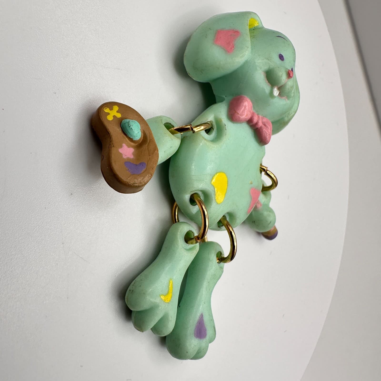 Vintage 80s Russ Barrie Dangle Pastel Bunny Artist Pin Brooch Movable Jewelry - Thumbnail 4