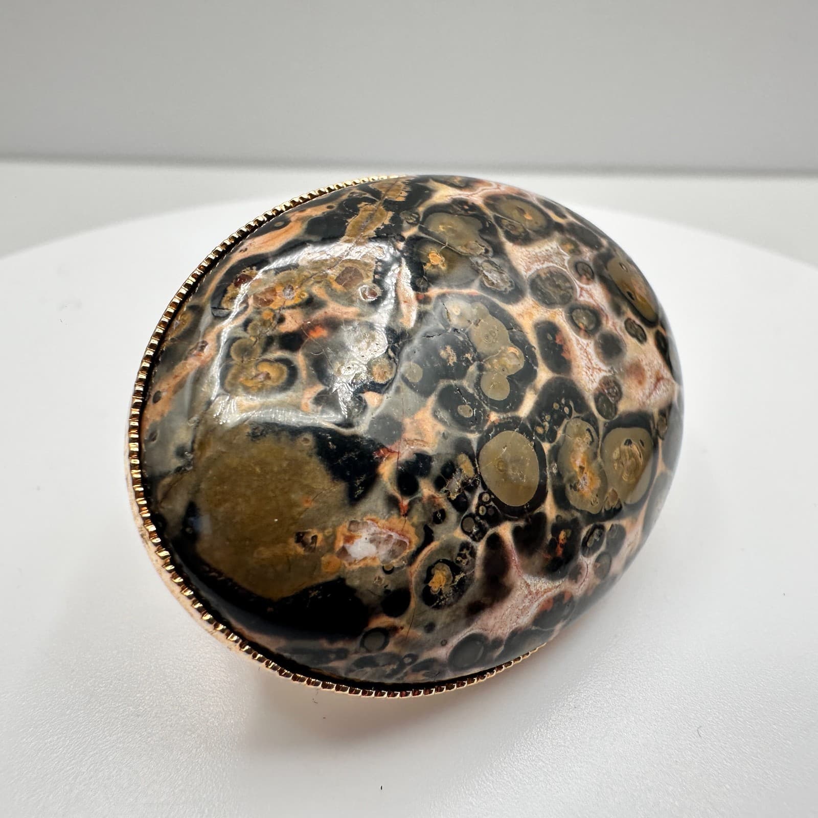 Vintage 80s Leopard Skin Jasper Ring Gold Tone Large Oval Statement Jewelry - Thumbnail 2