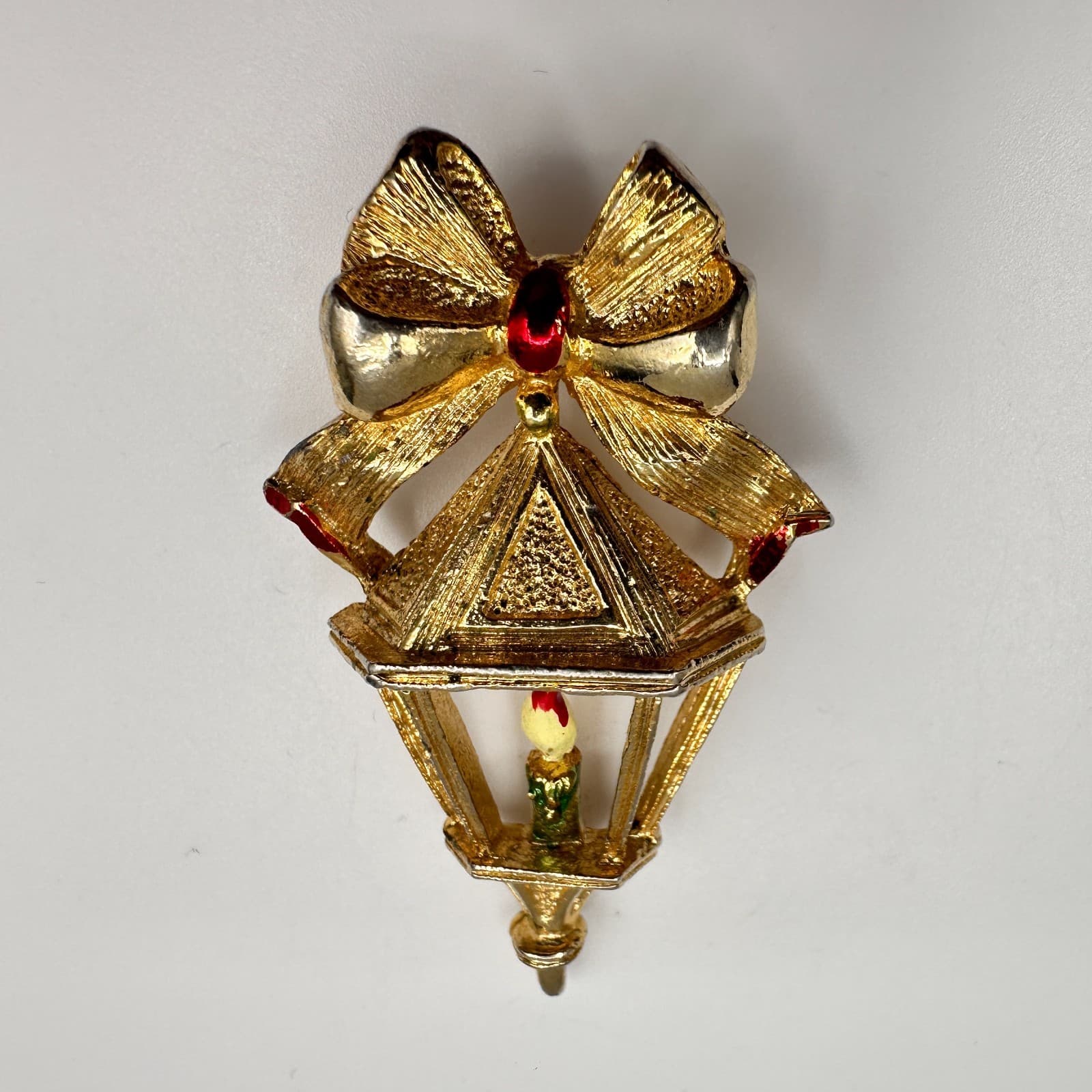 Vintage 80s 90s Gerry's Christmas Candle Lantern Brooch Pin Gold Tone Jewelry - Thumbnail 3