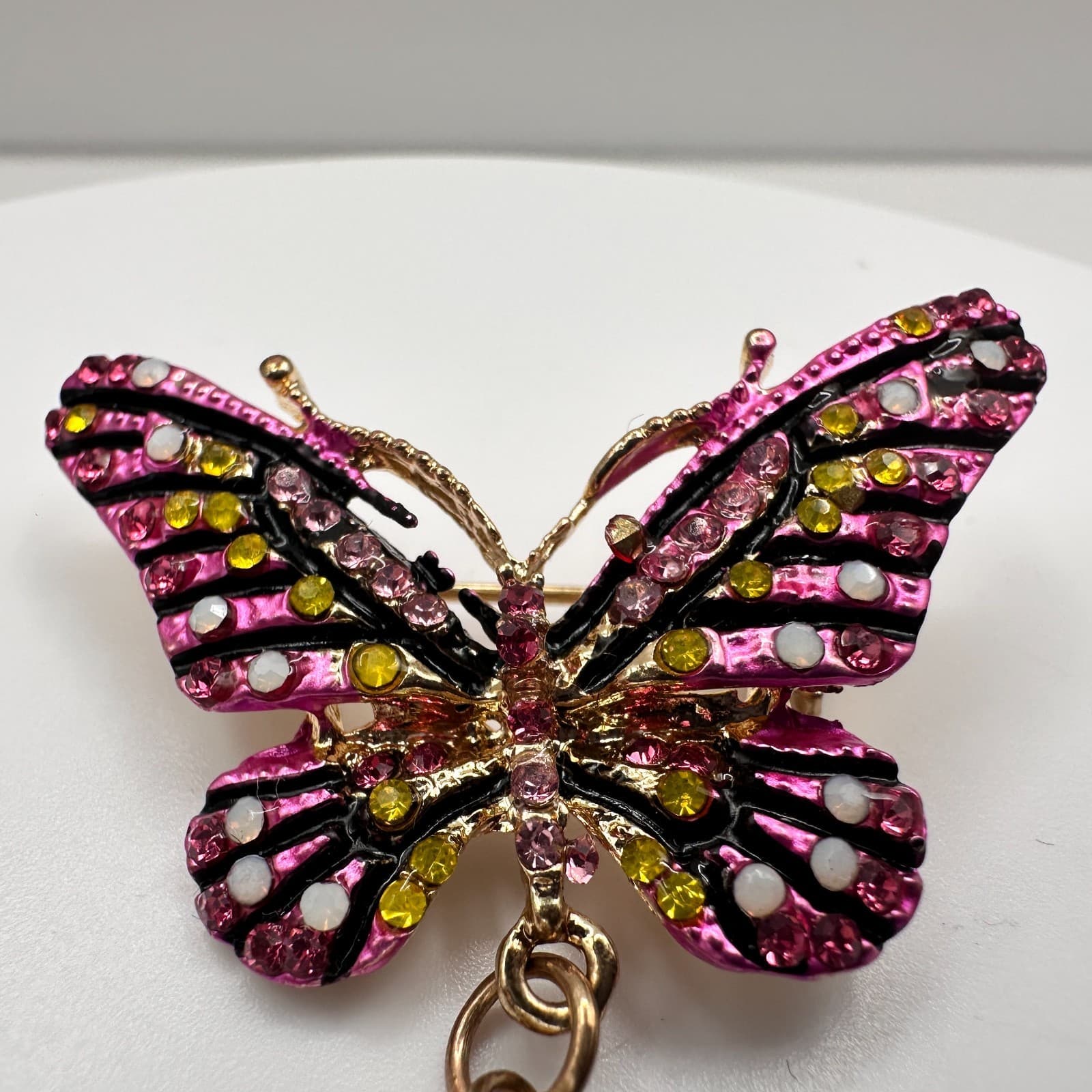 Vintage 80s Pink Butterfly Brooch Faux Pearl Dangle Rhinestone Crystal Jewelry - Thumbnail 4