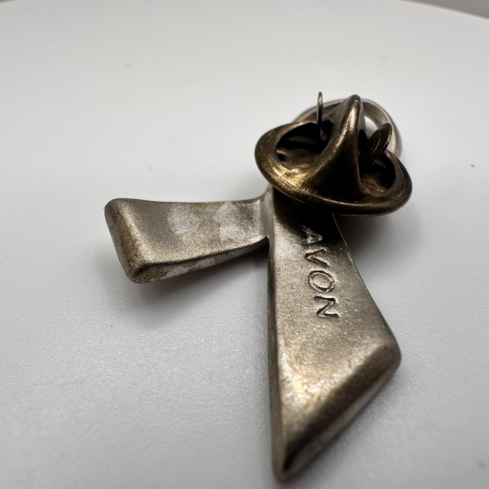 Vintage 80s Cancer Awareness Ribbon Pin Brooch Rhinestone Silver Tone Jewelry - Thumbnail 6