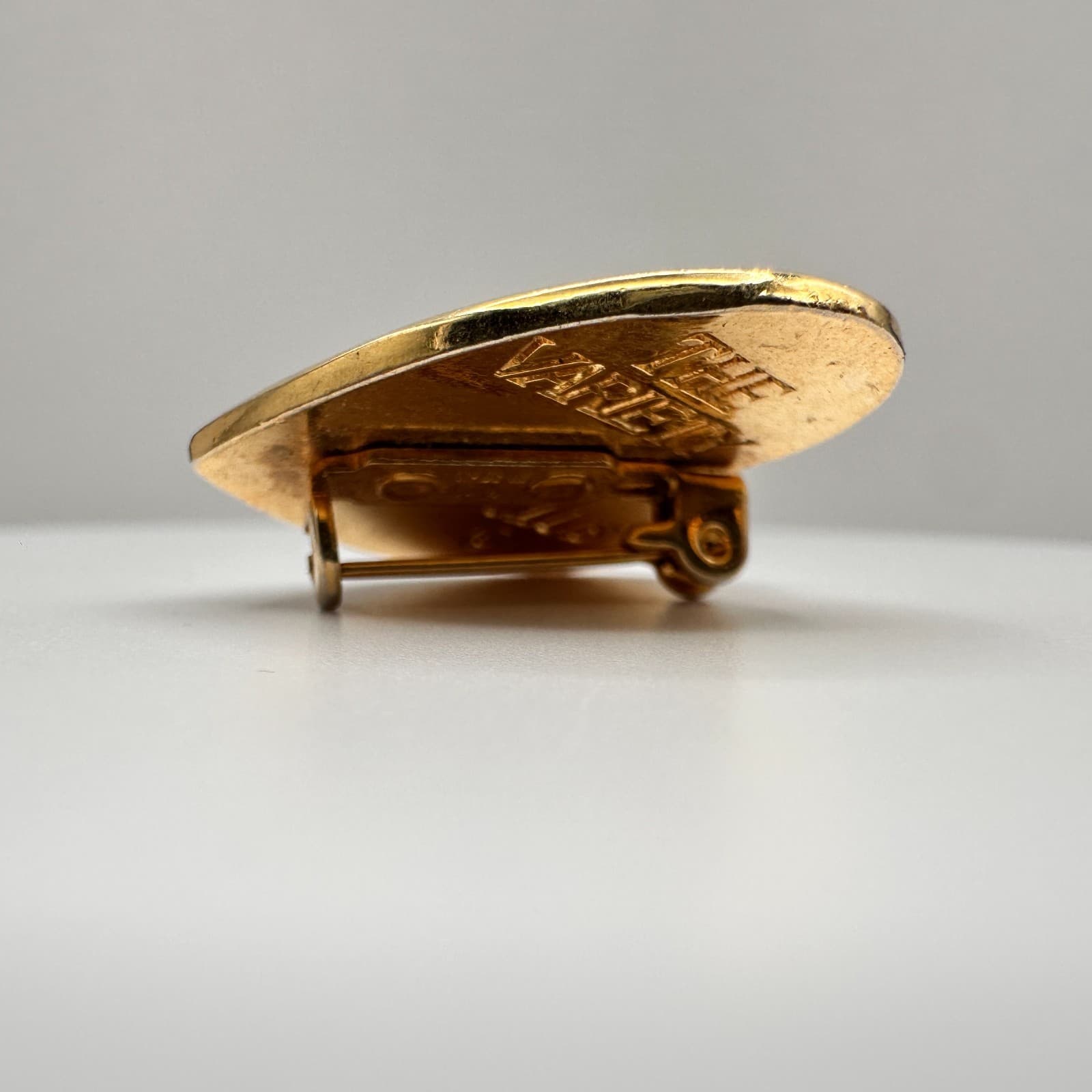 Vintage 80s Gold Tone Heart Dove Peace Pin Brooch Crystal Draw Bird Jewelry - Thumbnail 4