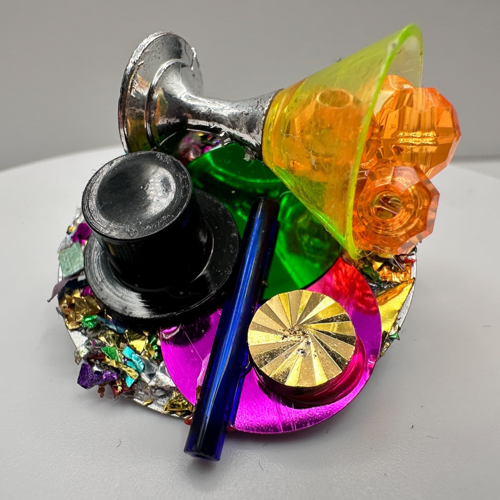 Vintage 90s Avant Garde Cocktail Martini Brooch Silver Tone Multi Colour Jewelry - Thumbnail 4