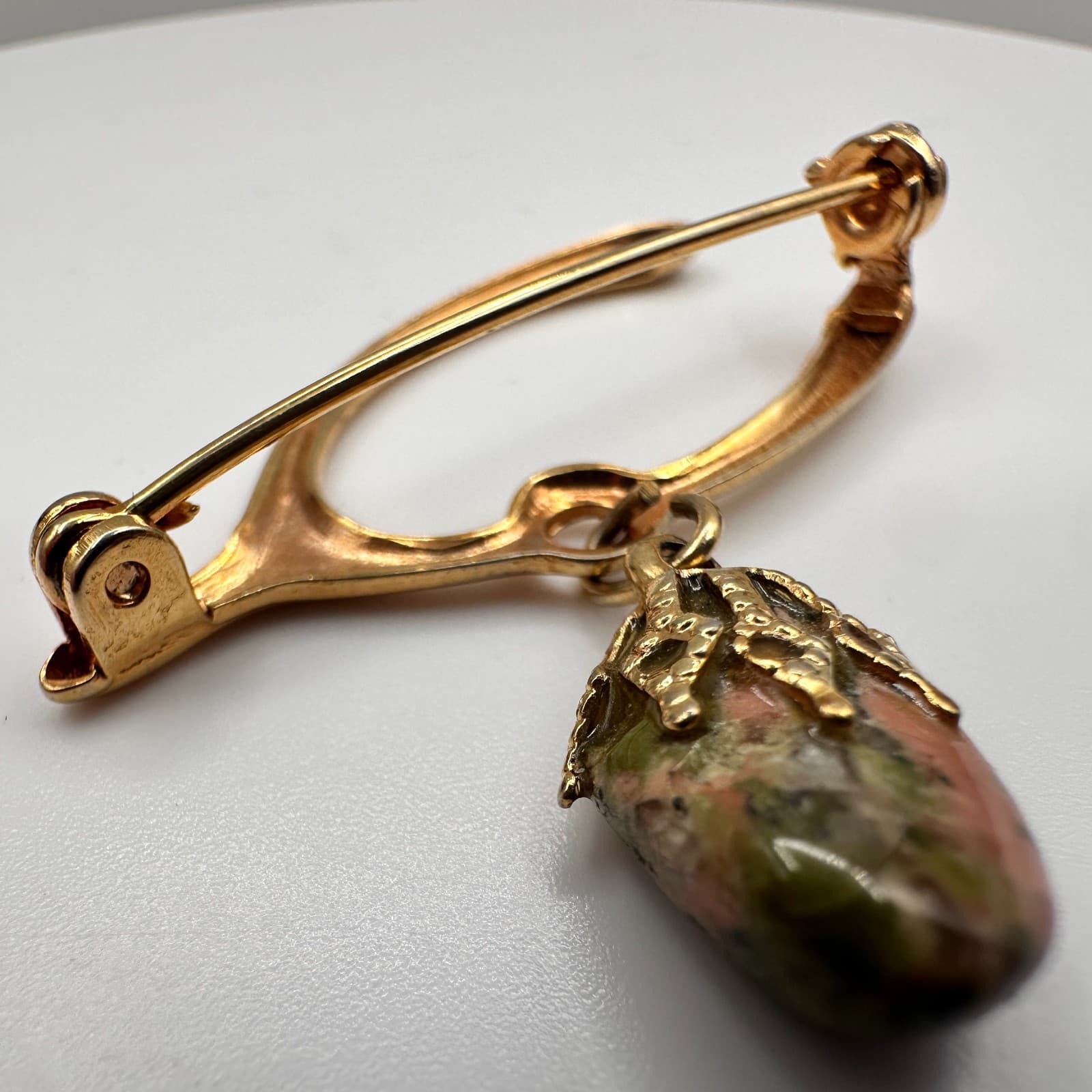 Vintage 80s Gold Tone Wishbone Brooch Dangled Pink Green Natural Stone Jewelry - Thumbnail 6