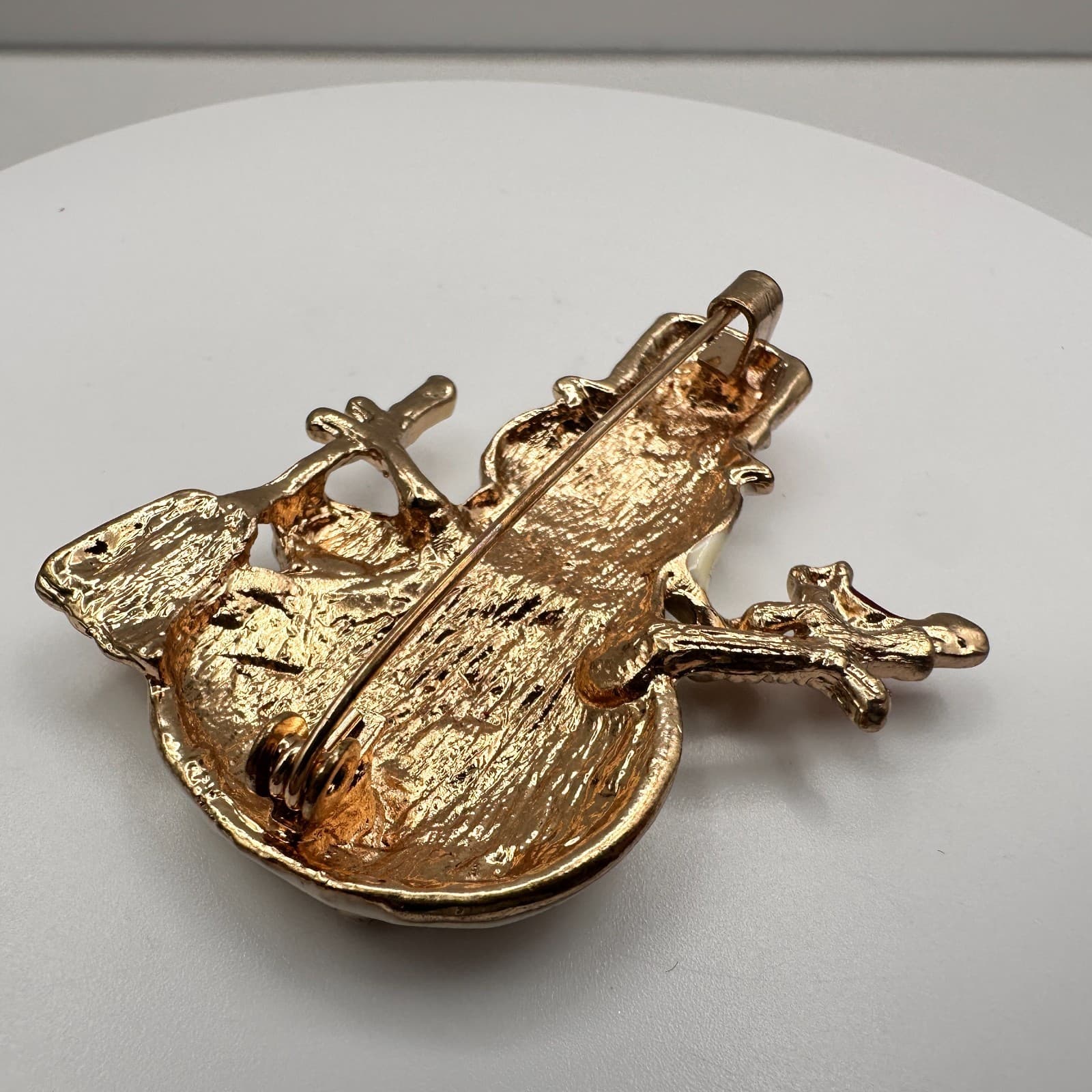 Vintage 80s Christmas Snowman Brooch Enamel Gold Tone Holiday Jewelry Broom Hat - Thumbnail 6