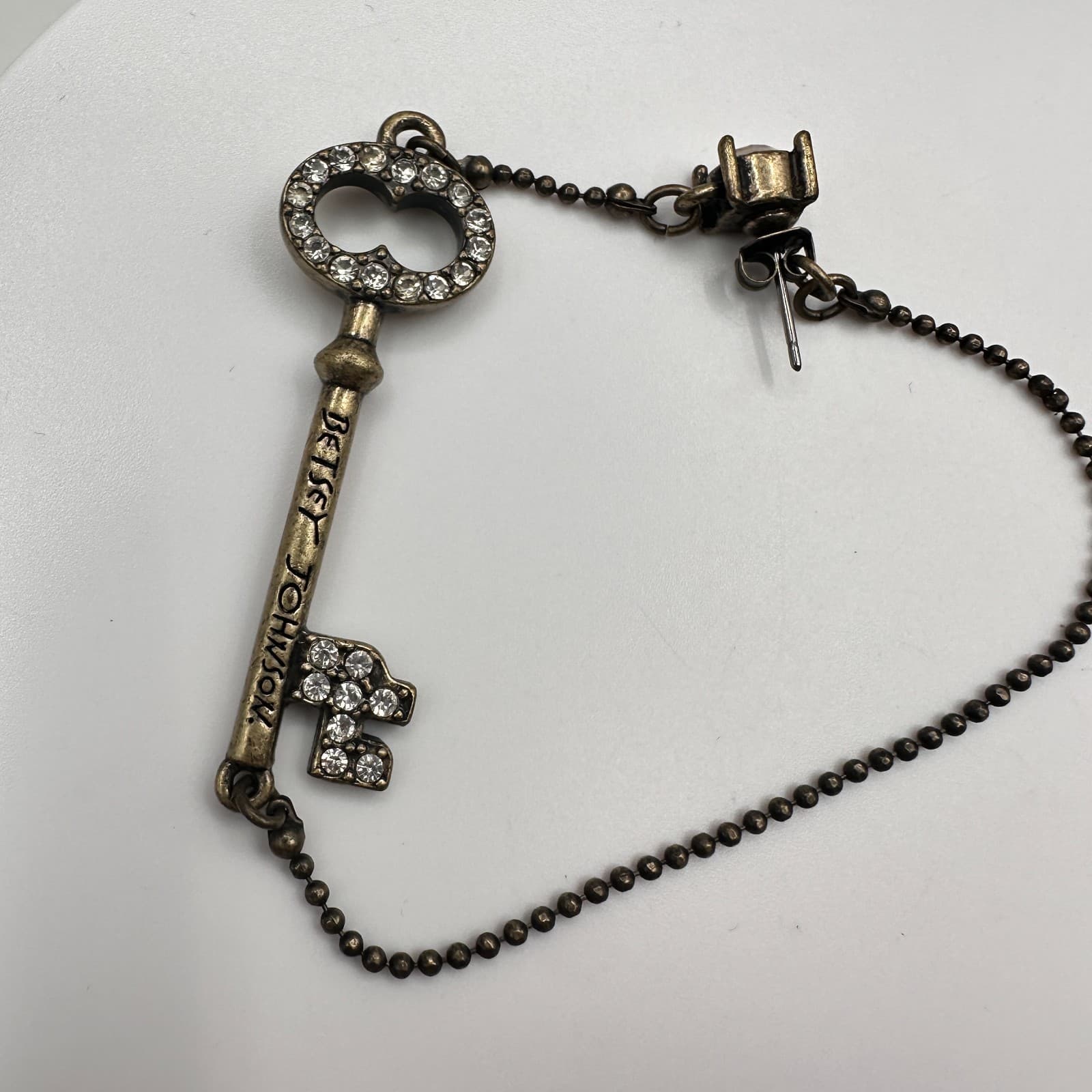 Vintage 70s Brass Tone Skeleton Key Dangle Drop Stud Brooch Pin Crystal Jewelry - Thumbnail 5