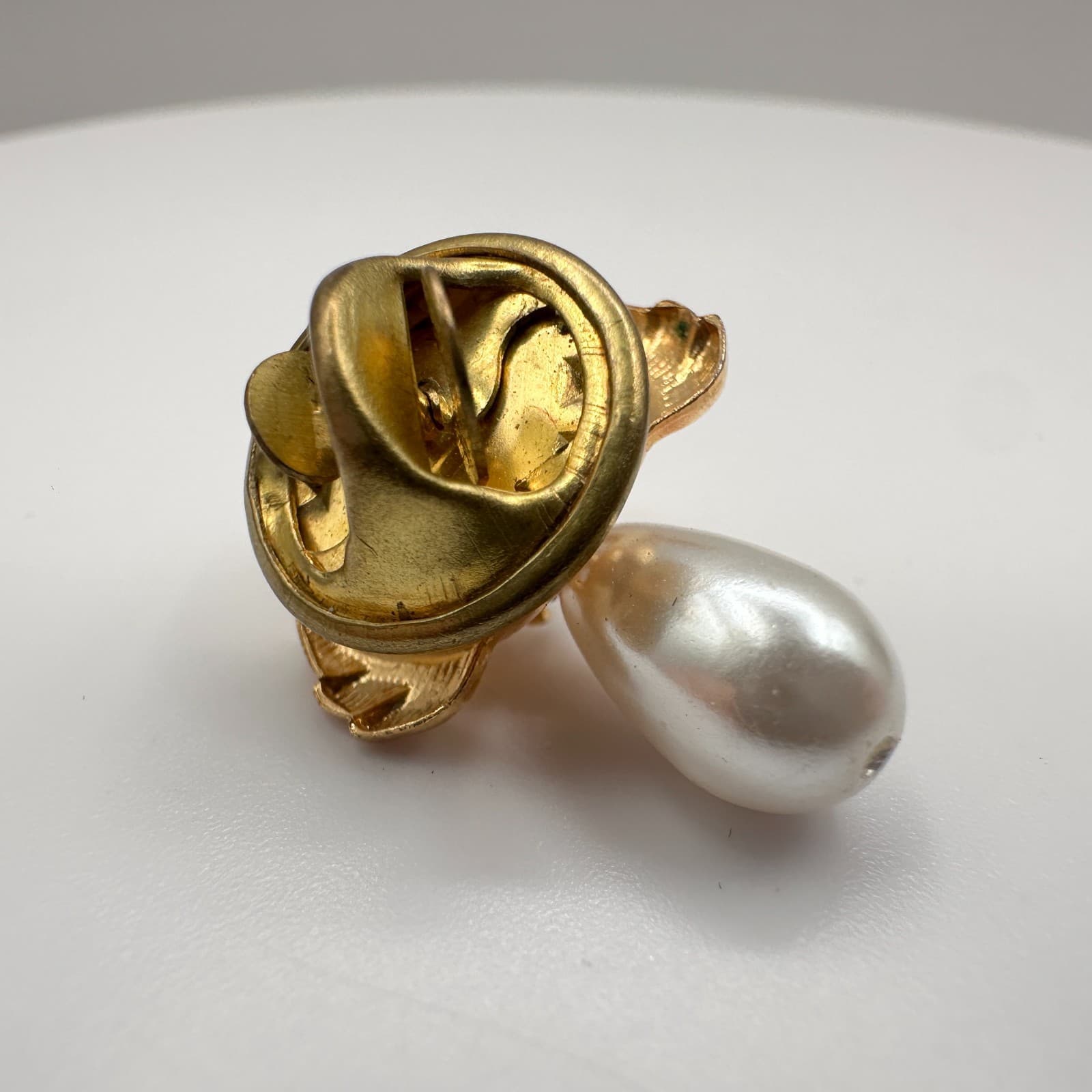 Vintage 90s Gold Tone Angel Cherub Brooch Pin Rhinestone Pearl Christmas Jewelry - Thumbnail 7