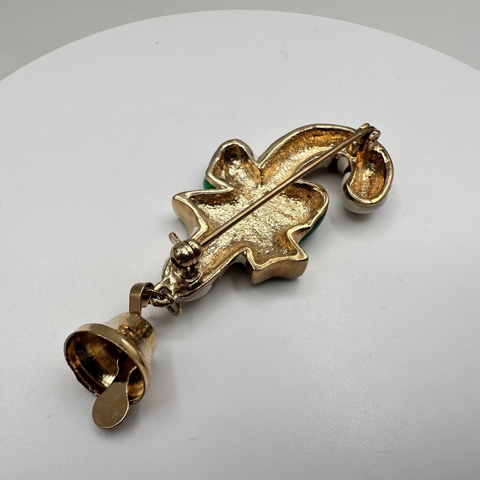 Vintage 80s Christmas Candy Cane Brooch Pin Green Bow Bell Gold Tone Jewelry - Thumbnail 6