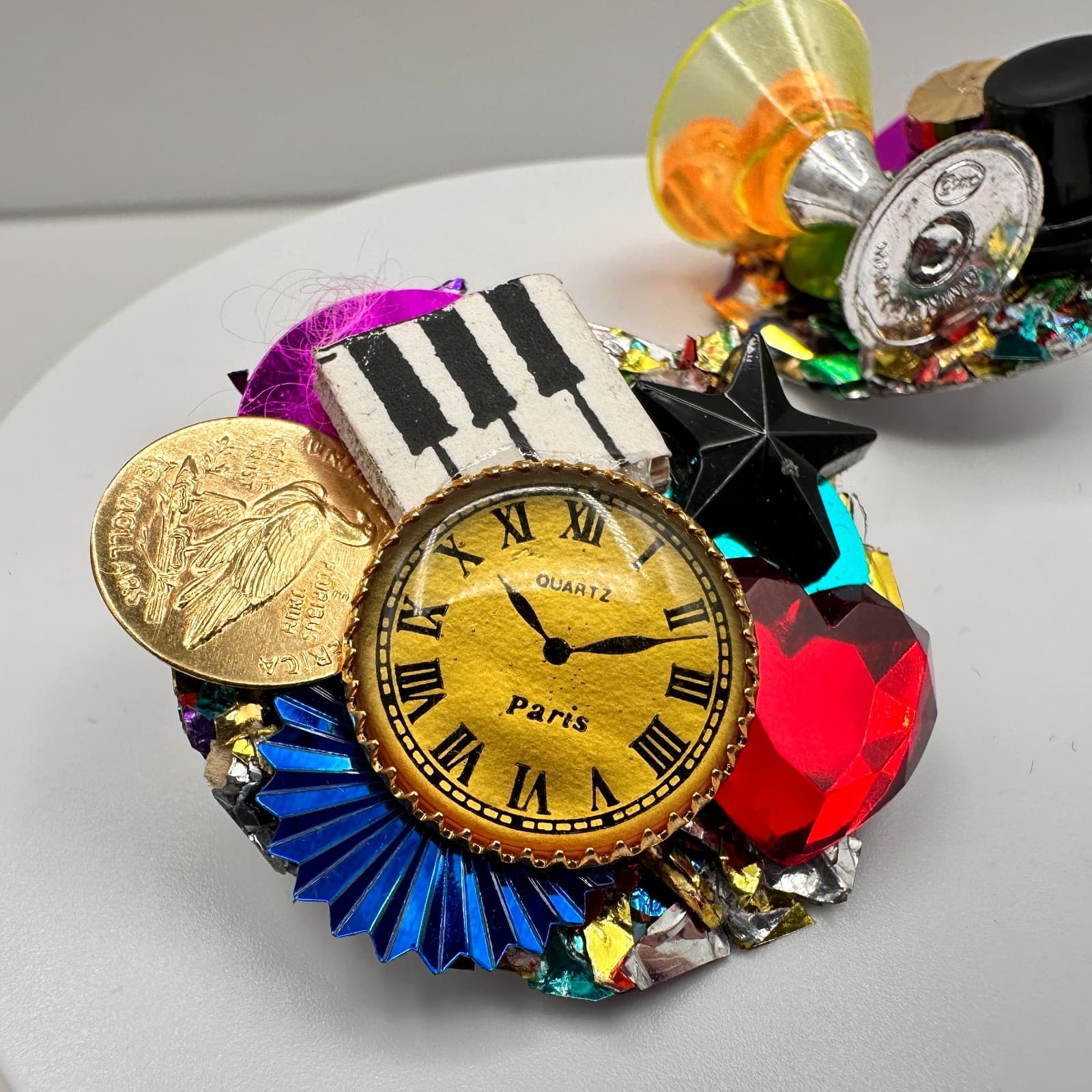 Vintage 90s Avant Garde Cocktail Martini Brooch Silver Tone Multi Colour Jewelry - Thumbnail 9