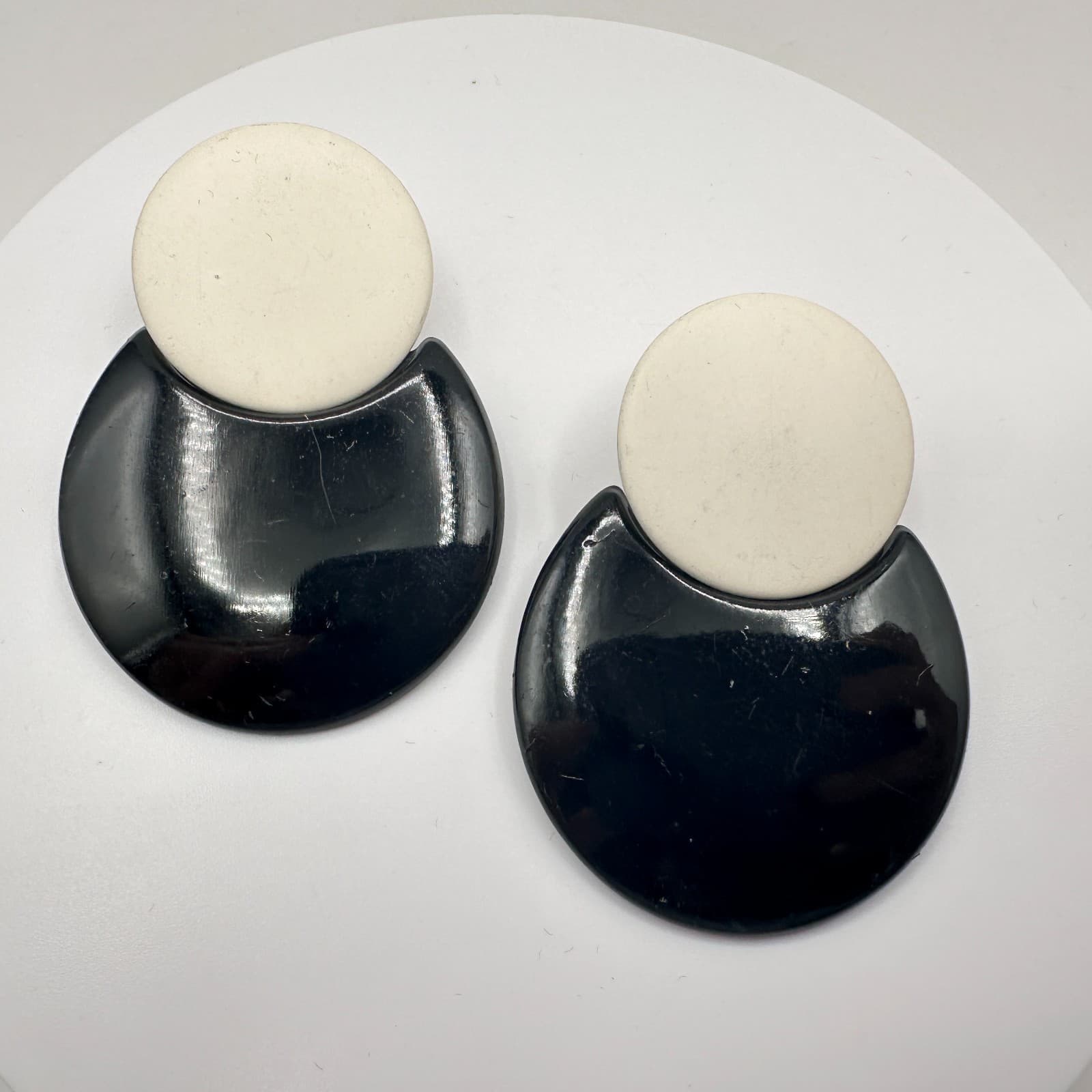 Vintage 80s 90s Black & Cream Geometric Statement Stud Earrings Women's Jewelry - Thumbnail 2