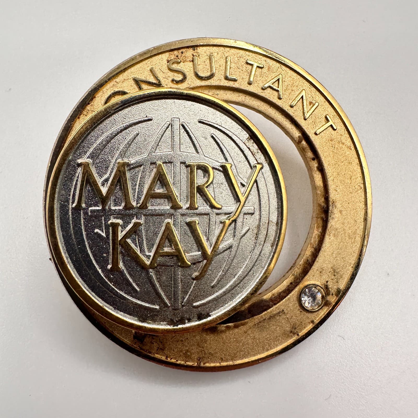 Vintage 90s Mary Kay Senior Consultant Gold Tone Crystal Reward Lapel Pin - Thumbnail 2