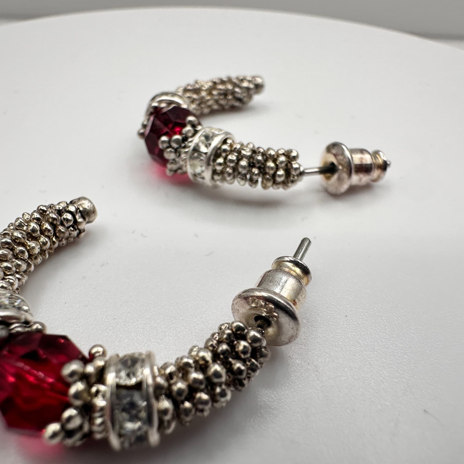 Vintage 80s 90s Silver Tone Hoop Earrings Red Crystal Beaded Clear Rhinestone - Thumbnail 5