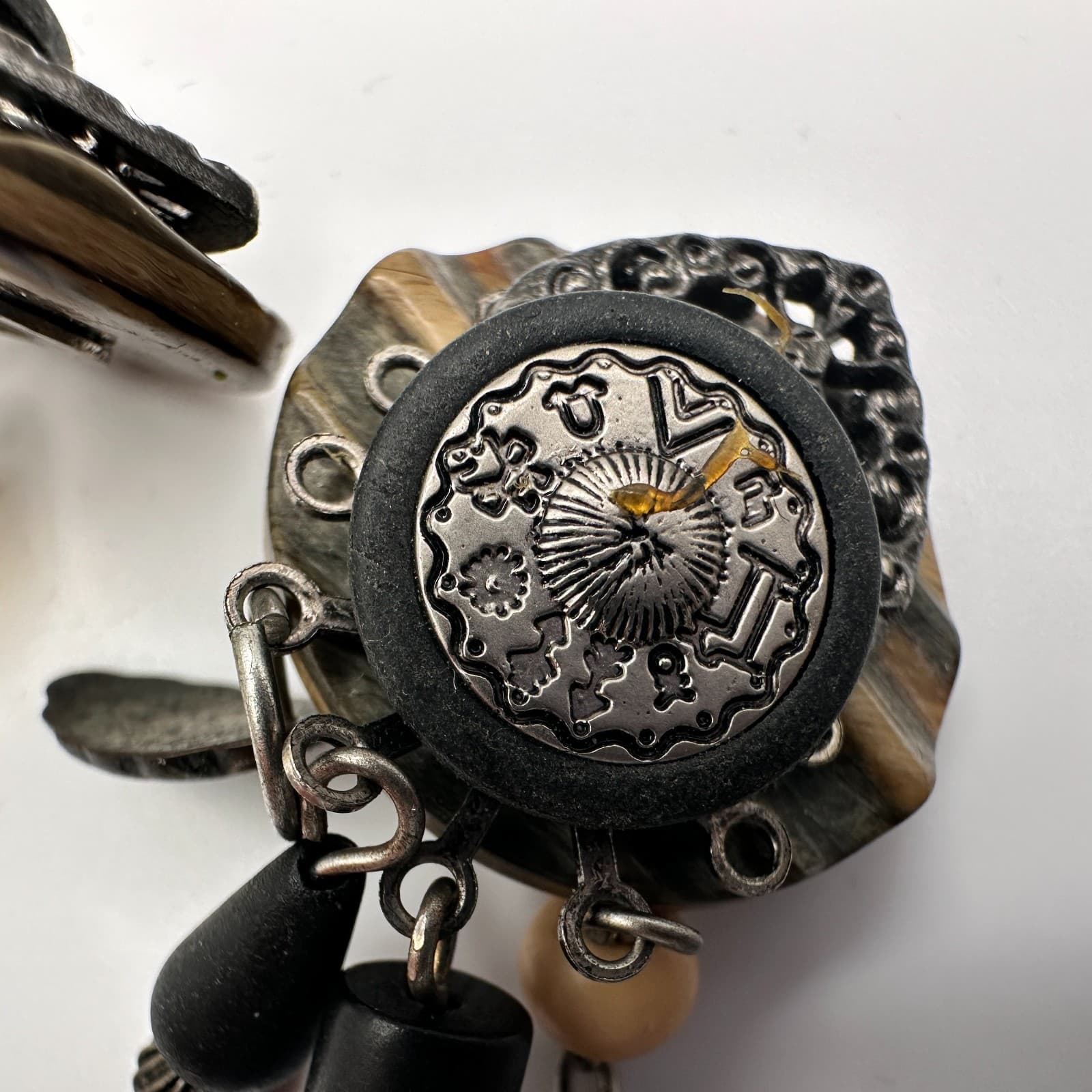 Vintage 90s Dangle Earrings Black Wooden Silver Tone Leaf Boho Woemn's Jewelry - Thumbnail 8