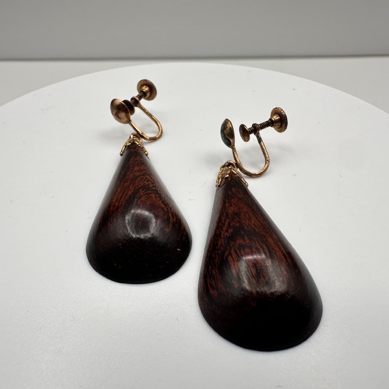 Vintage 90s Wooden Teardrop Dangle Earrings Gold Tone Women's Classic Jewelry - Image 1