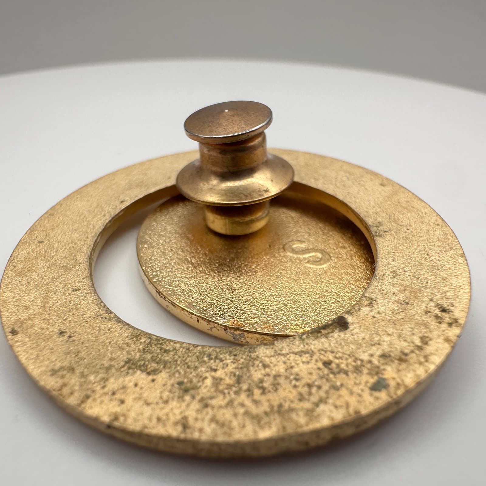 Vintage 90s Mary Kay Senior Consultant Gold Tone Crystal Reward Lapel Pin - Thumbnail 5